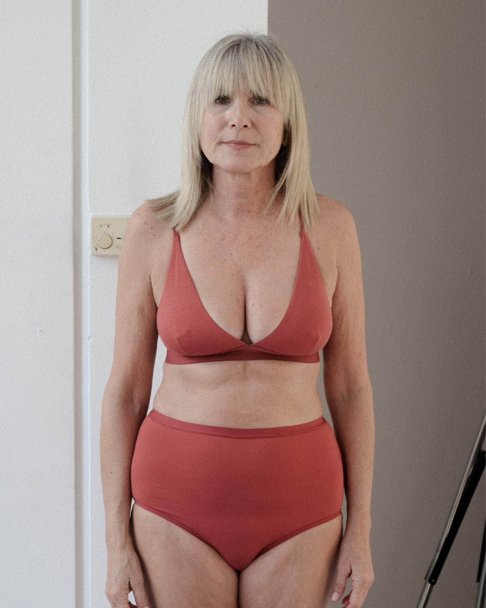 Triangle Bra in Burned Red | Bamboo lyocell | en | Baserange