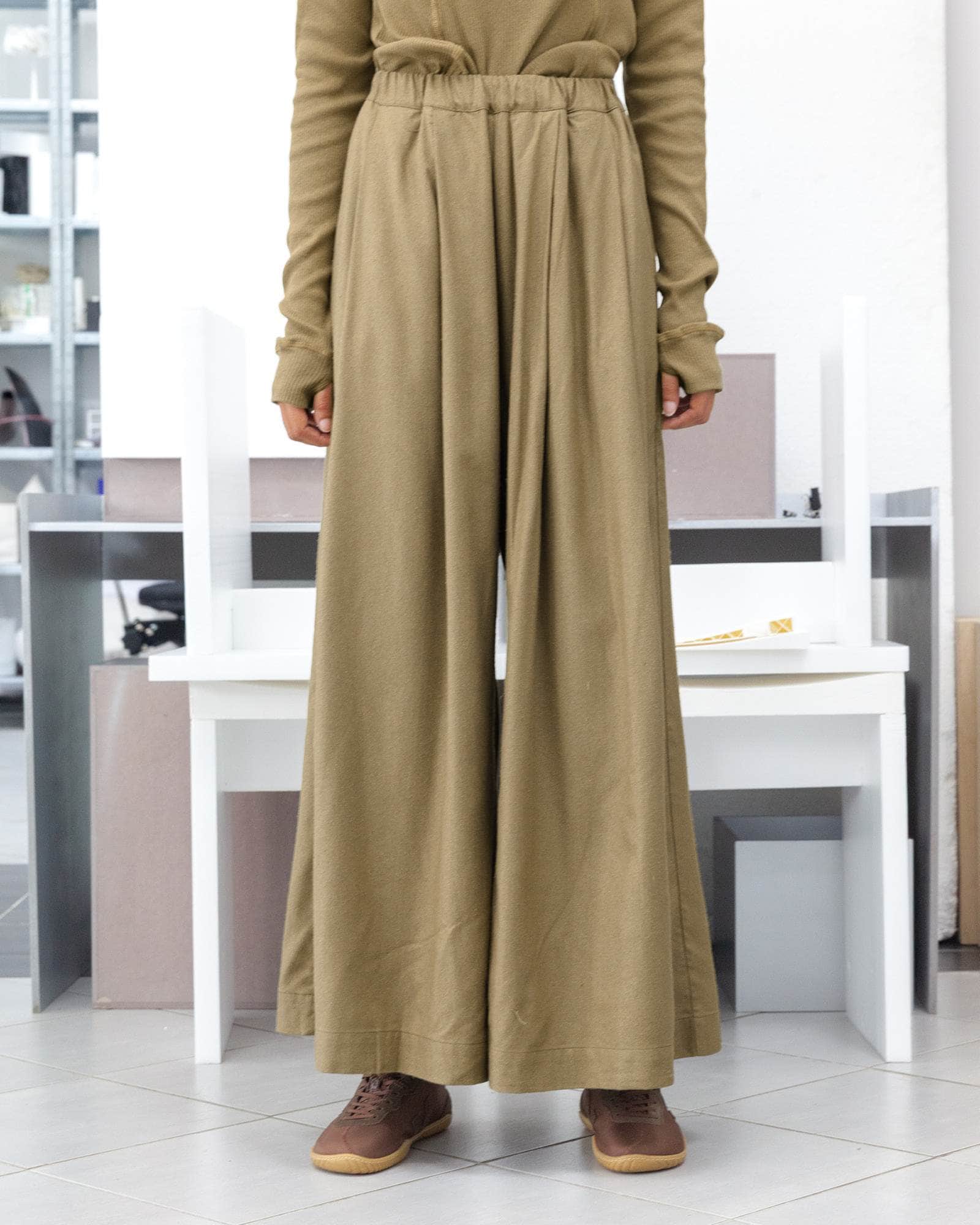 0-AviPants-WildSilk-LuaGreen-PAAV-WS-AW26-Drop1-1.jpg