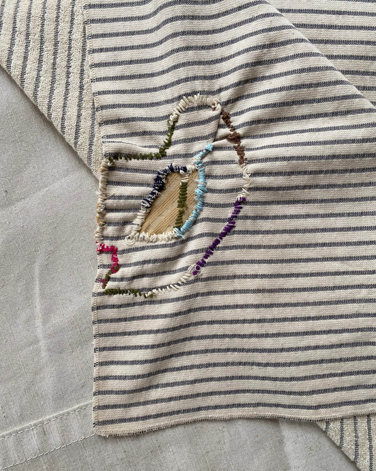 BASERANGE Bathroom BLACK STRIPES / 100x60cm Repair- Shell Towel