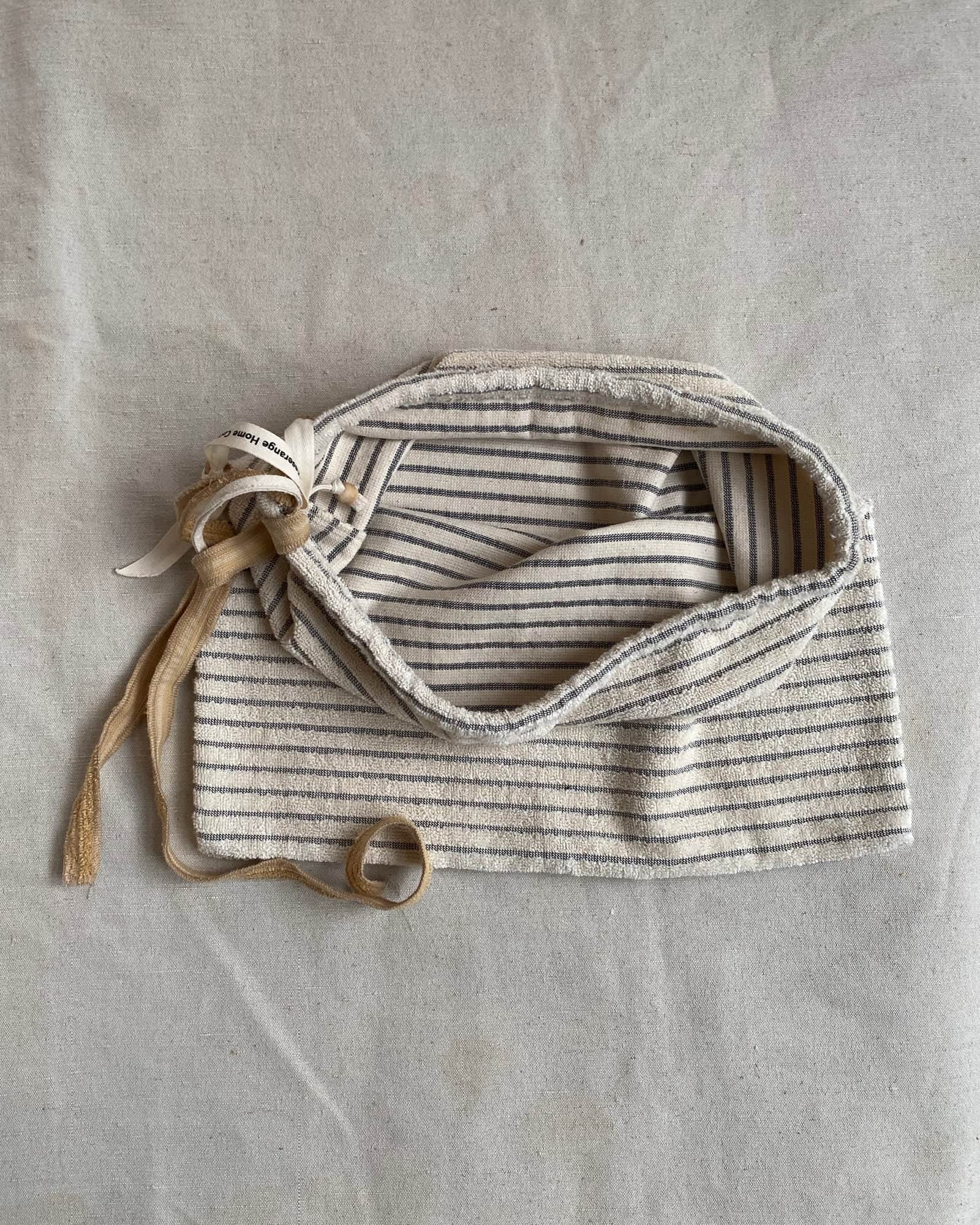 BASERANGE Bathroom BLACK STRIPES 2 / 36x38cm Repair - Towel Bag