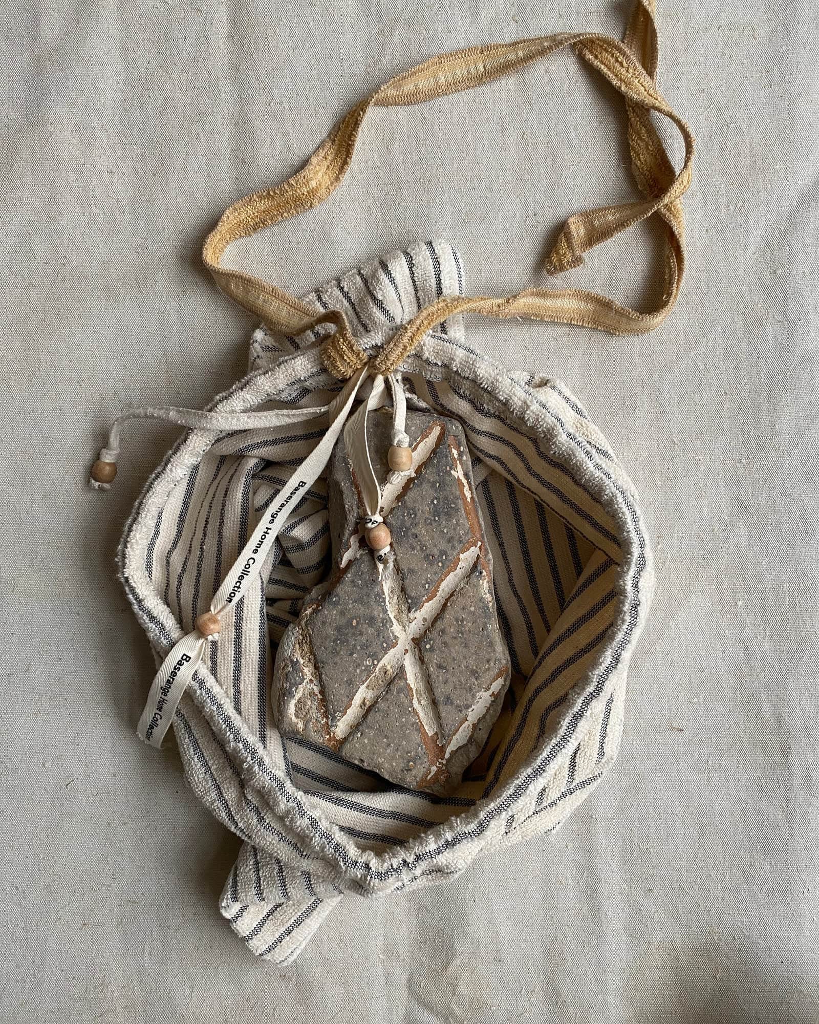 Baserangeの天然素材・リサイクル素材を使ったベーシックアイテム