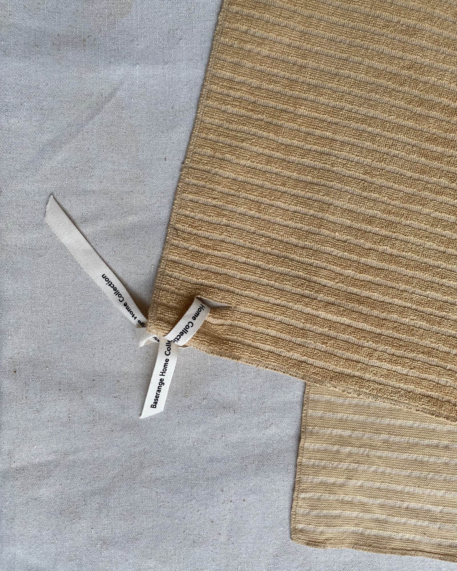 BASERANGE Bathroom BROWN STRIPE / 140x90cm Repair - Storm Towel