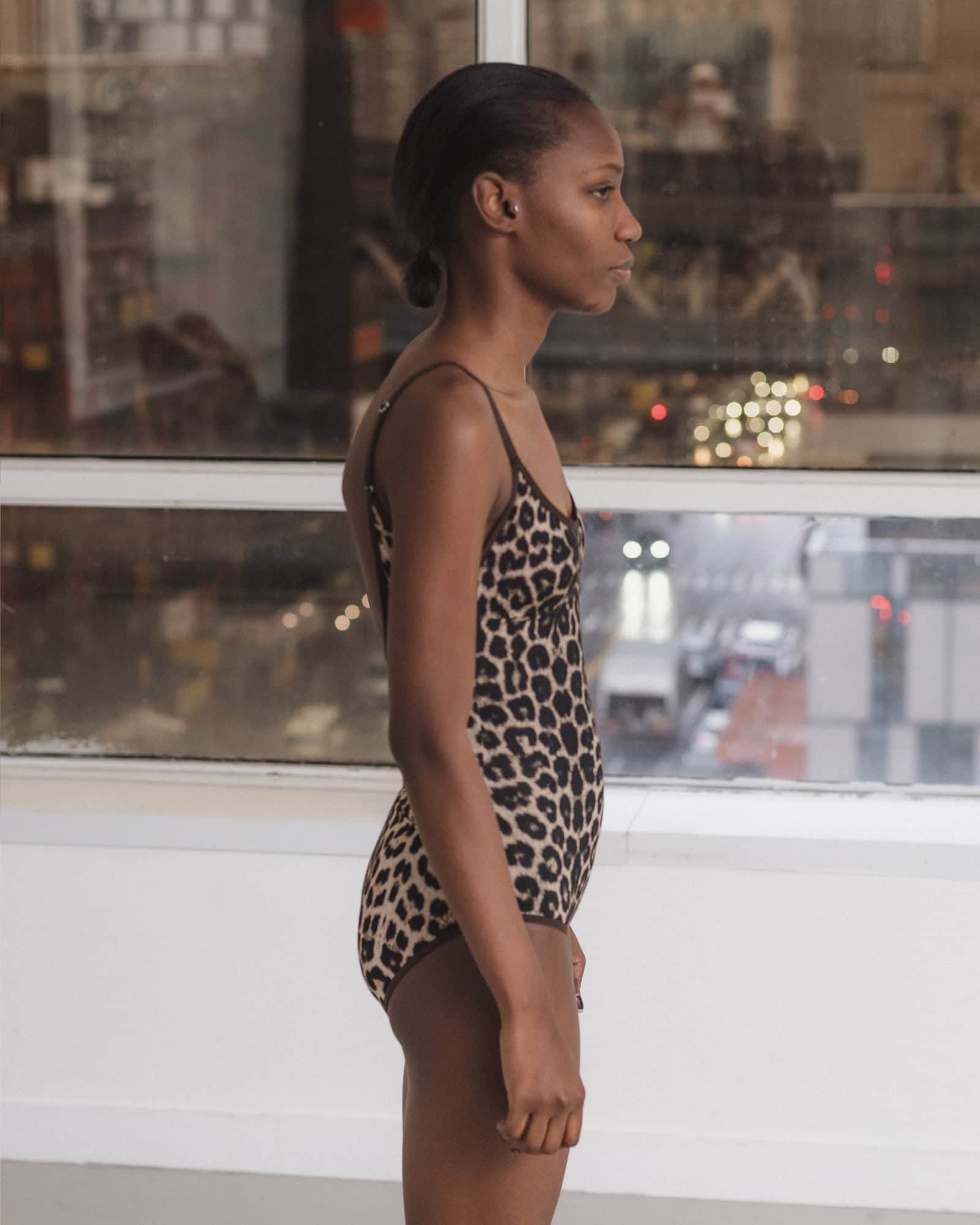 BASERANGE Bodysuits Emily Body