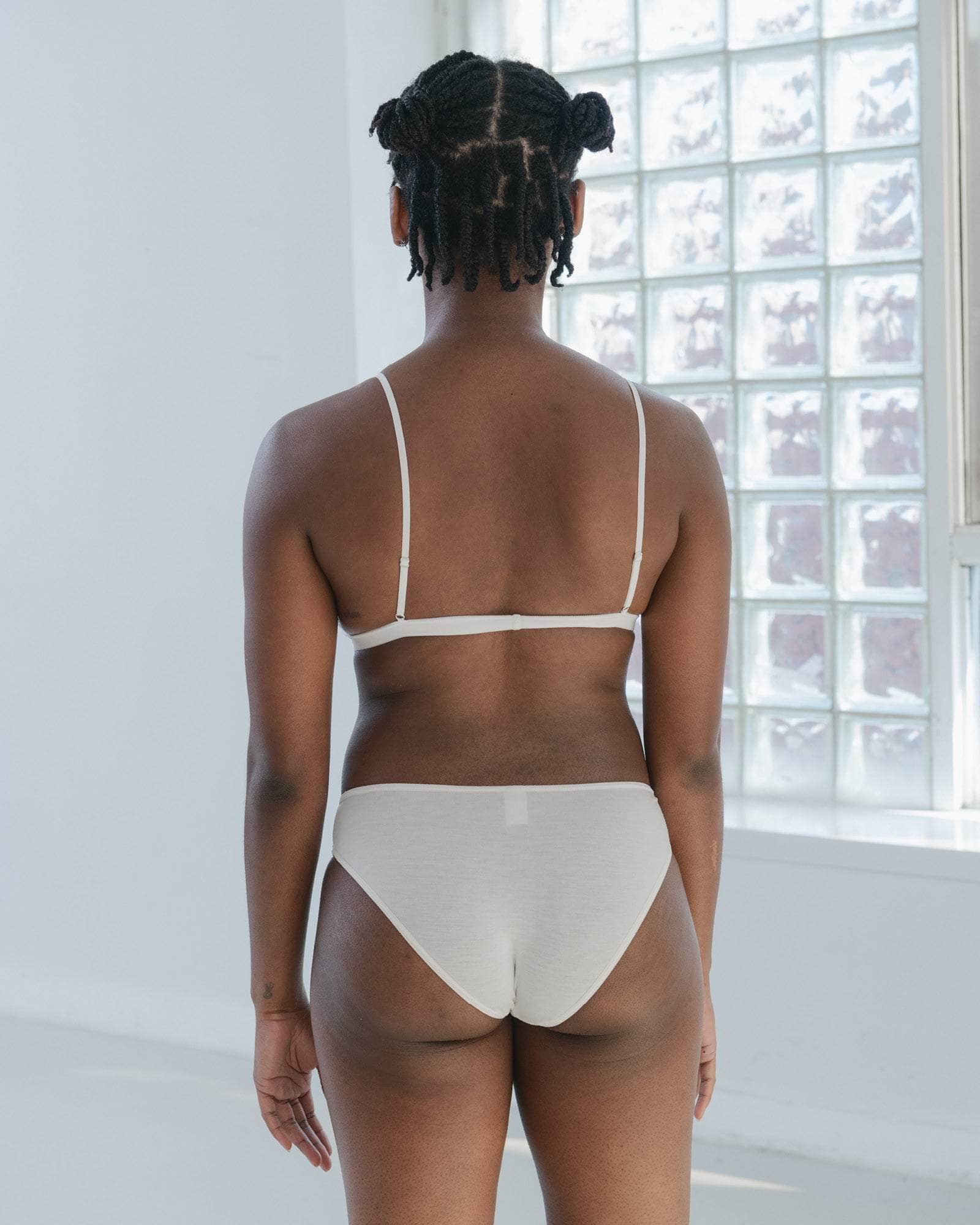 Bras | Basics in Natural and Recycled Fibers | Baserange