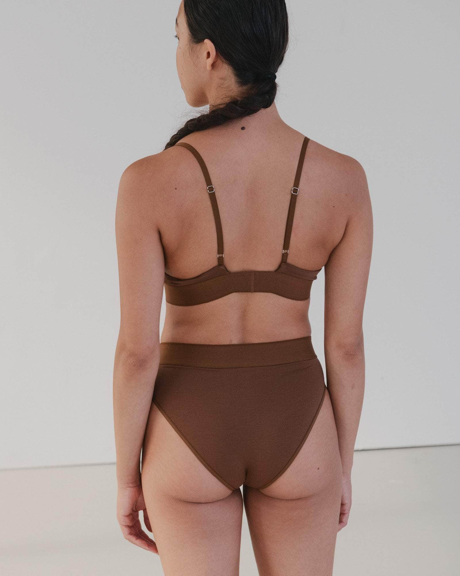 Bras | Basics in Natural and Recycled Fibers | Baserange