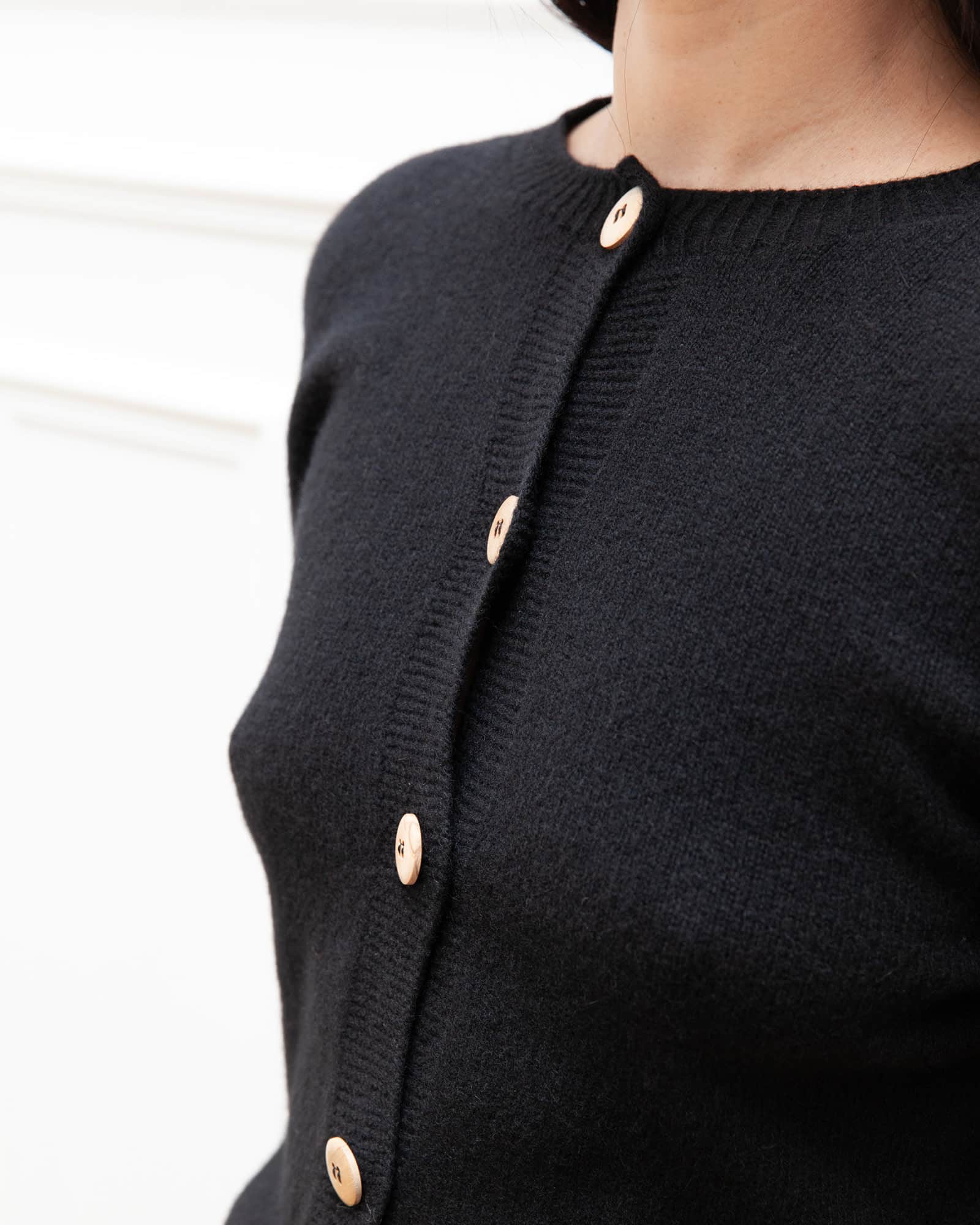 BASERANGE Cardigans Tier Cardigan