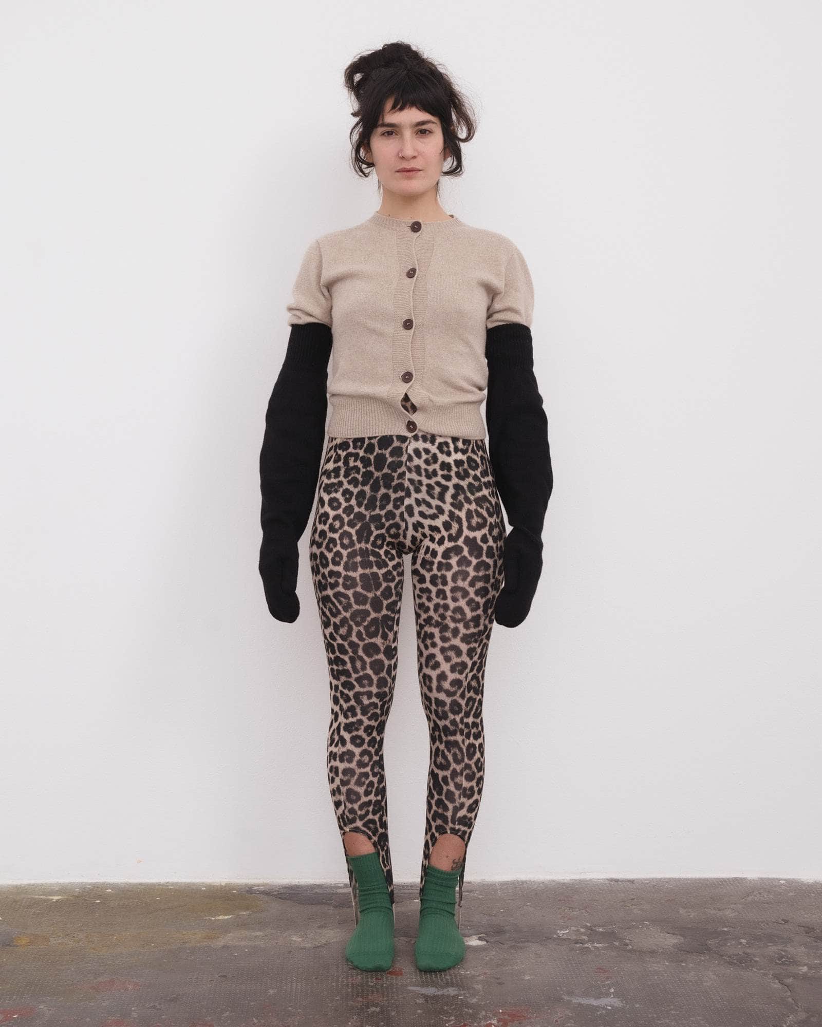 BASERANGE Cardigans Tier Cardigan