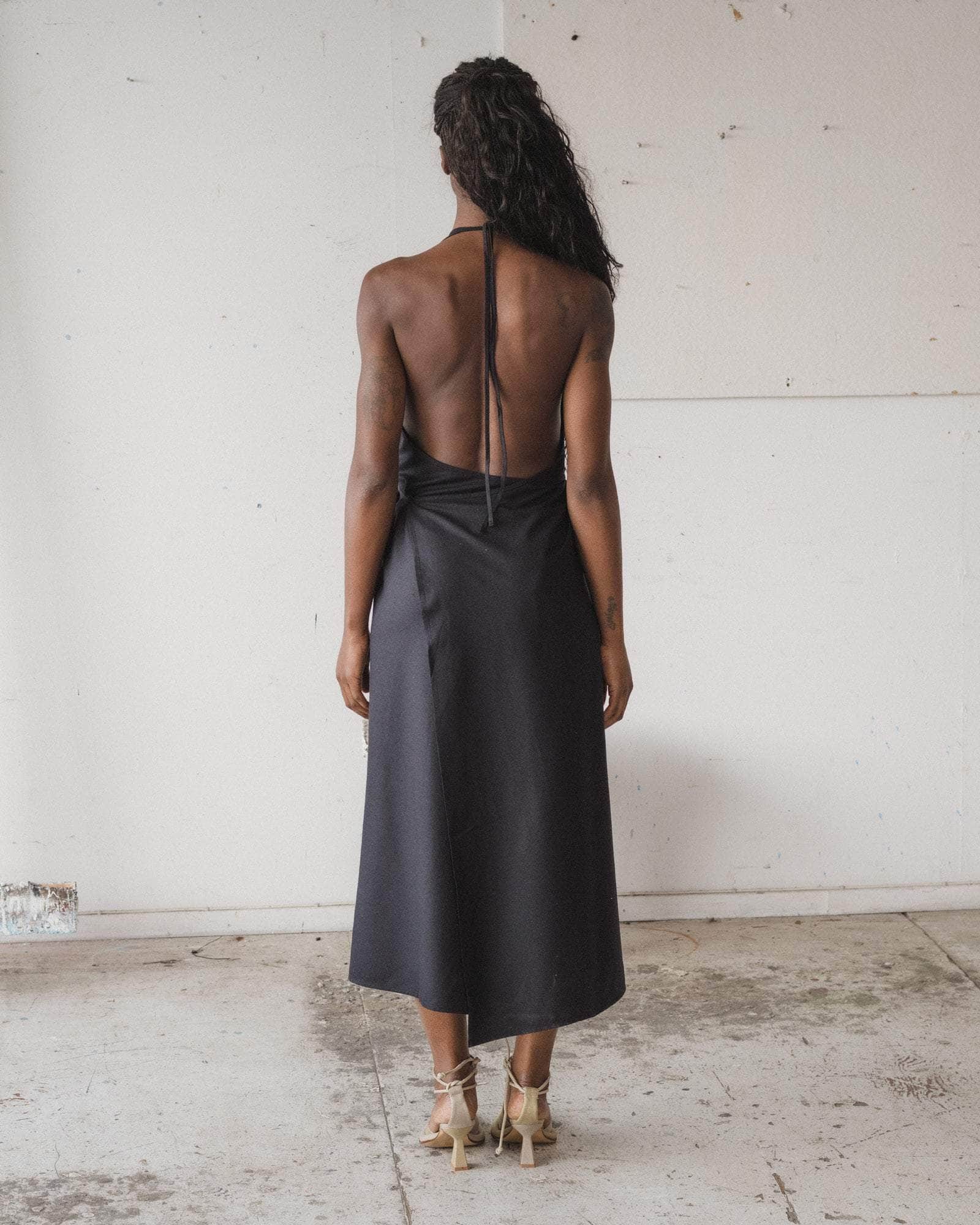 Apron Dress in Black | Wild silk | Baserange Apron Dress in Black | Wild silk | Baserange