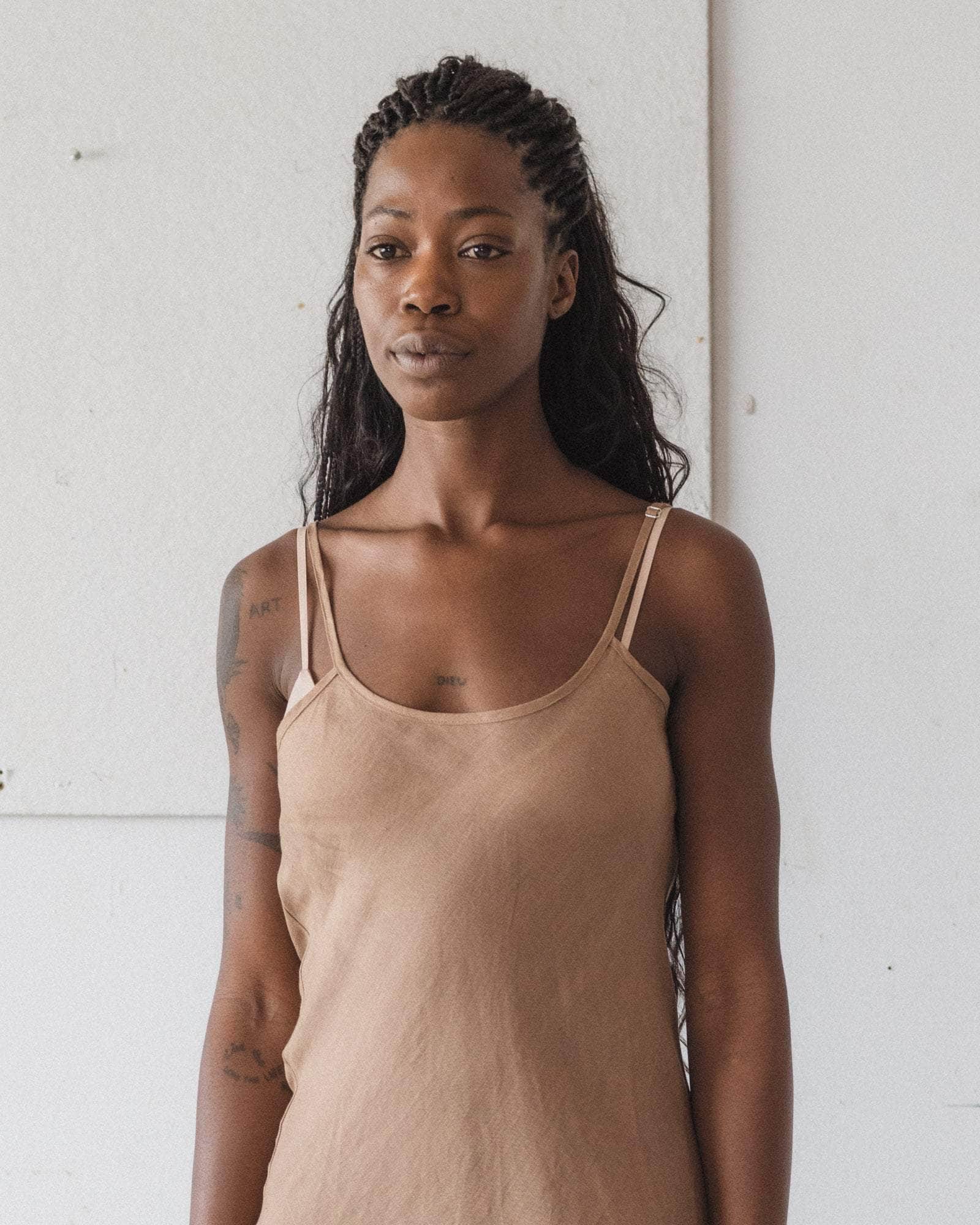 Dydine Dress in Ocular | Fine linen | Baserange Dydine Dress in Ocular | Fine linen | Baserange