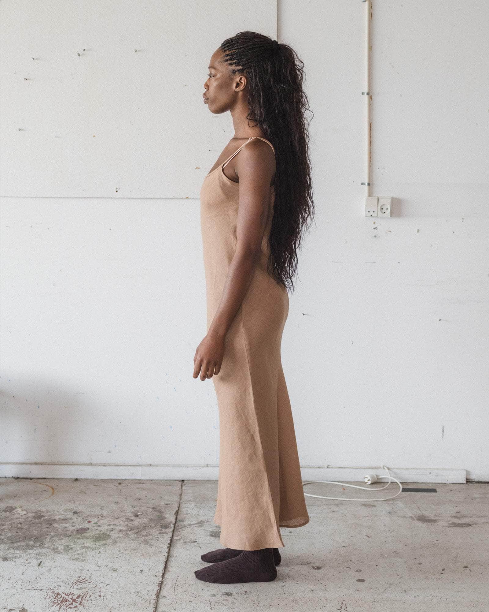 Dydine Dress in Ocular | Fine linen | Baserange Dydine Dress in Ocular | Fine linen | Baserange