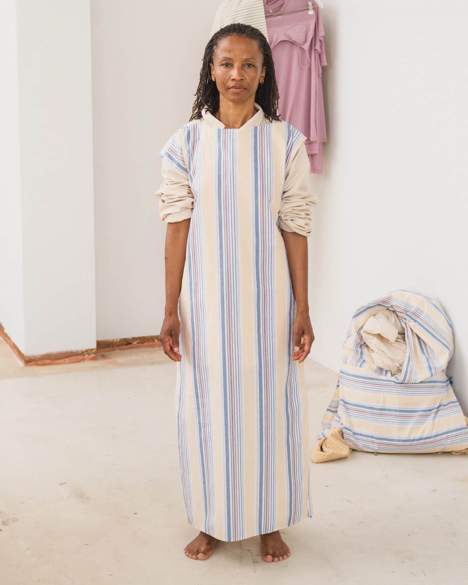 BASERANGE Dresses Stave Sleeveless Dress