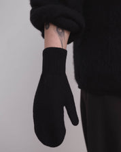BASERANGE Gloves BLACK / ONE SIZE Enso Mittens