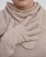 BASERANGE Gloves CAMEL / ONE SIZE Whit Gloves