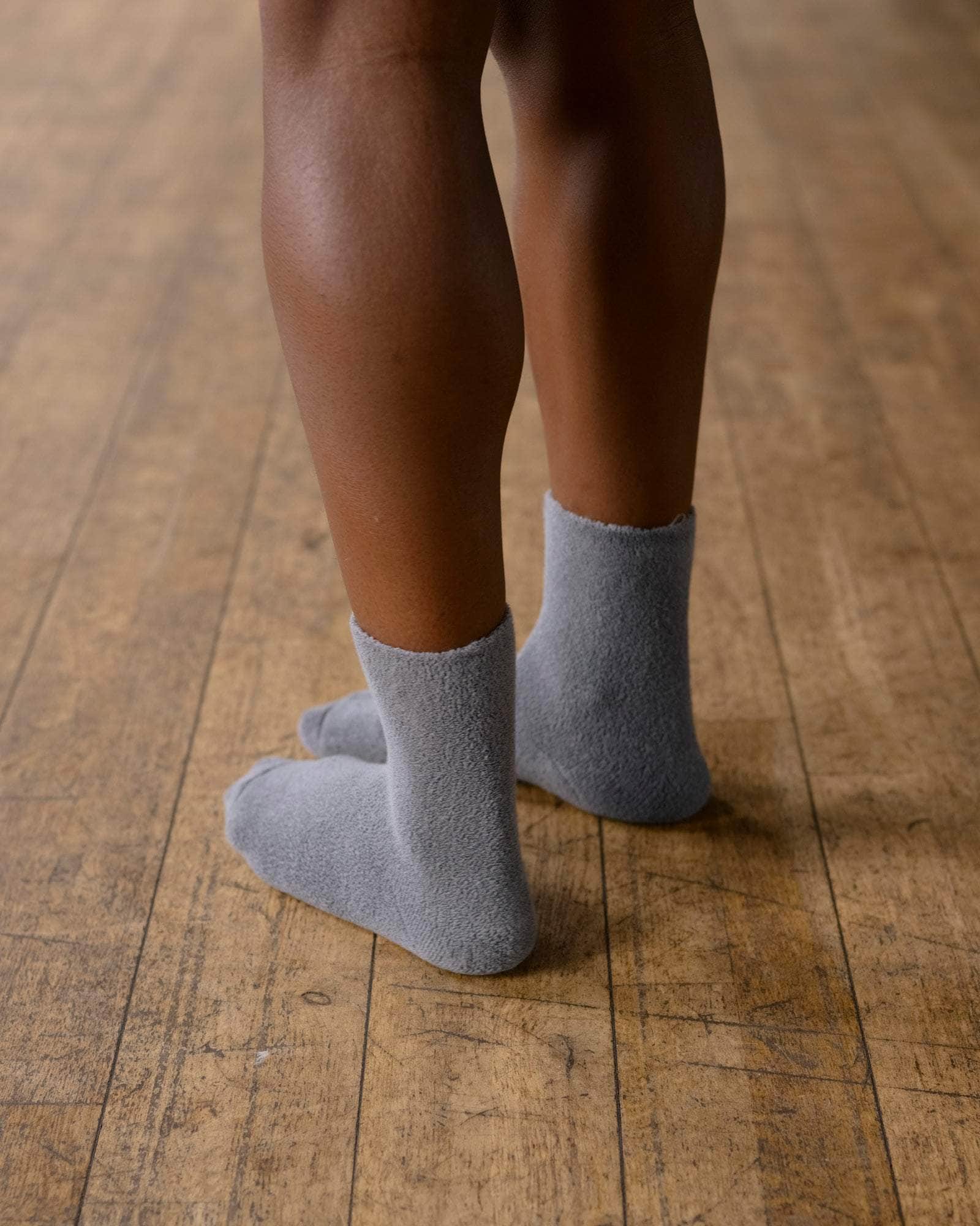 BASERANGE KNITTED BUCKLE OVERANKLE SOCKS