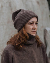 BASERANGE KNITTED BUREL BROWN / ONE SIZE MEA BEANIE & RIBBED GLOVES