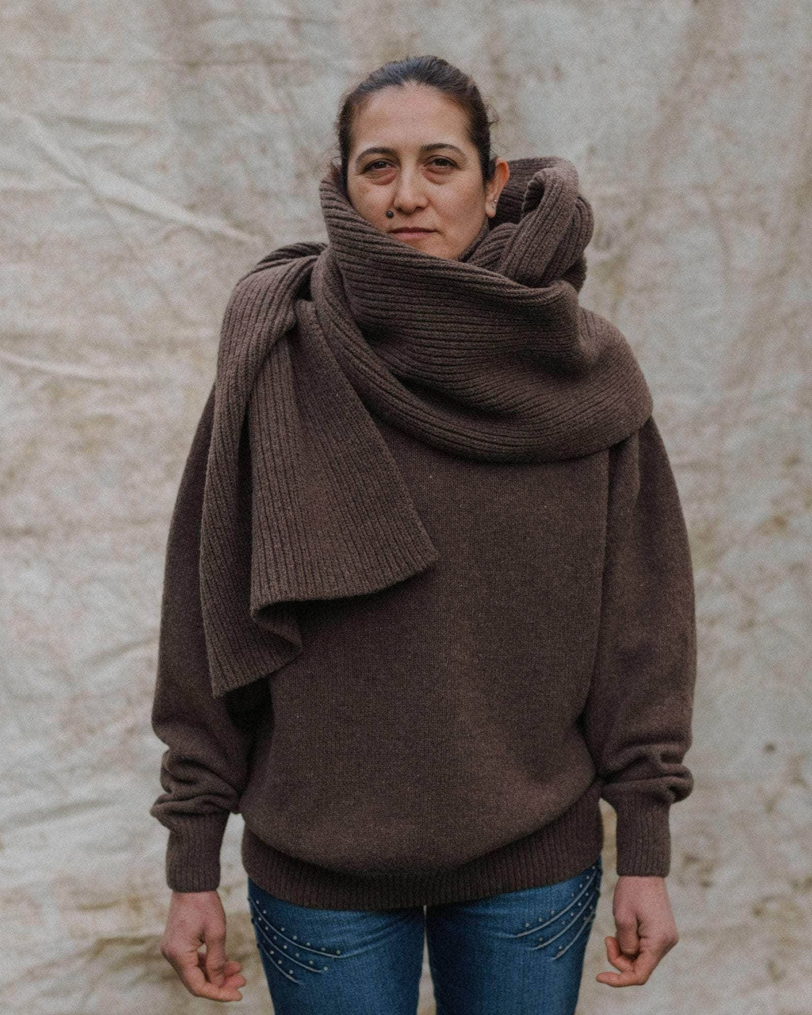 BASERANGE KNITTED BUREL BROWN / ONE SIZE PACK MEA SCARF & RIBBED GLOVES