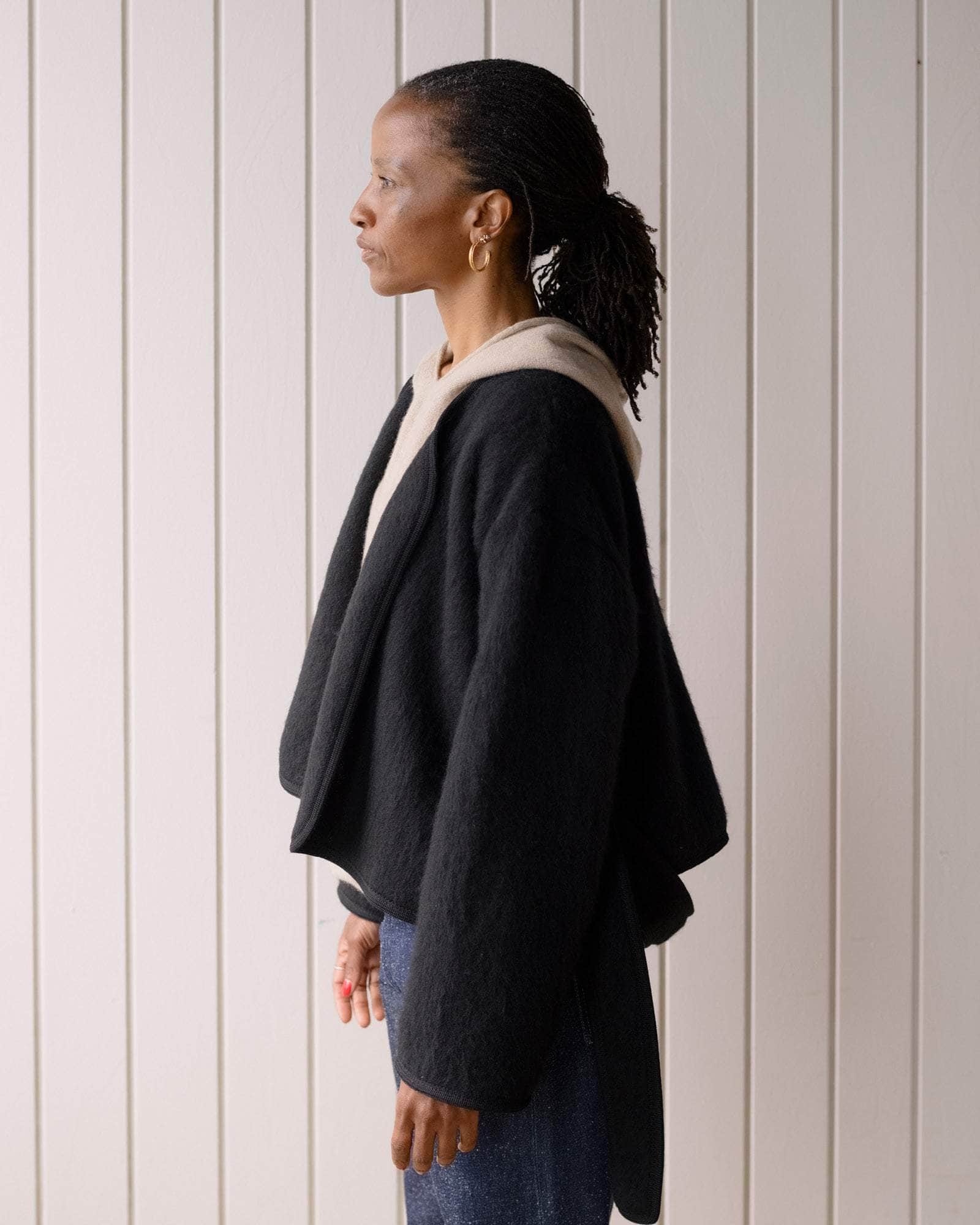 BASERANGE KNITTED CAPAS JACKET