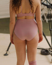 BASERANGE KNITTED HIGHWAIST BELL PANTS