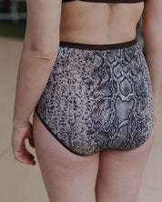 BASERANGE KNITTED HIGHWAIST BELL PANTS