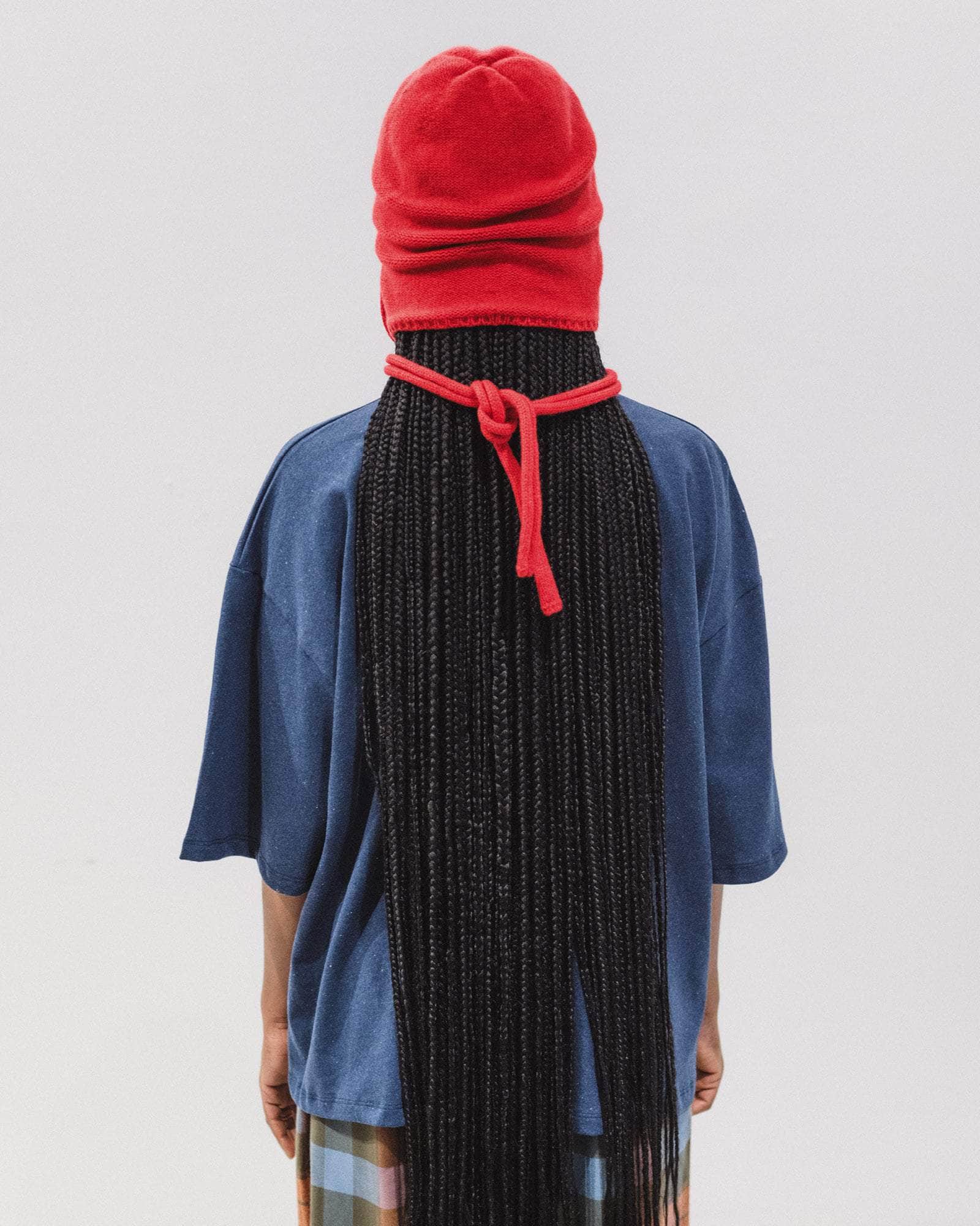 BASERANGE KNITTED MELOGRANO RED / ONE SIZE TIER HOOD & RIBBED GLOVES