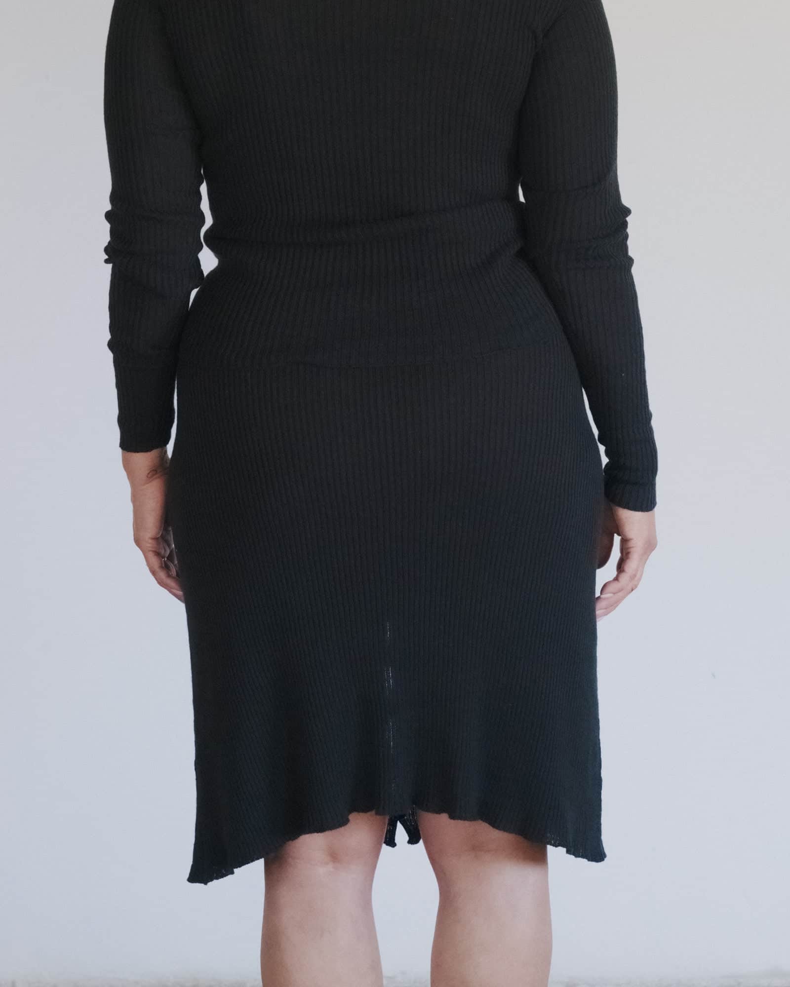 BASERANGE KNITTED ODER SKIRT