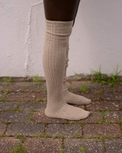 BASERANGE KNITTED OMI SAND / ONE SIZE OVERKNEE SOCKS