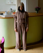 BASERANGE KNITTED OMI SAND / ONE SIZE TIER HOOD