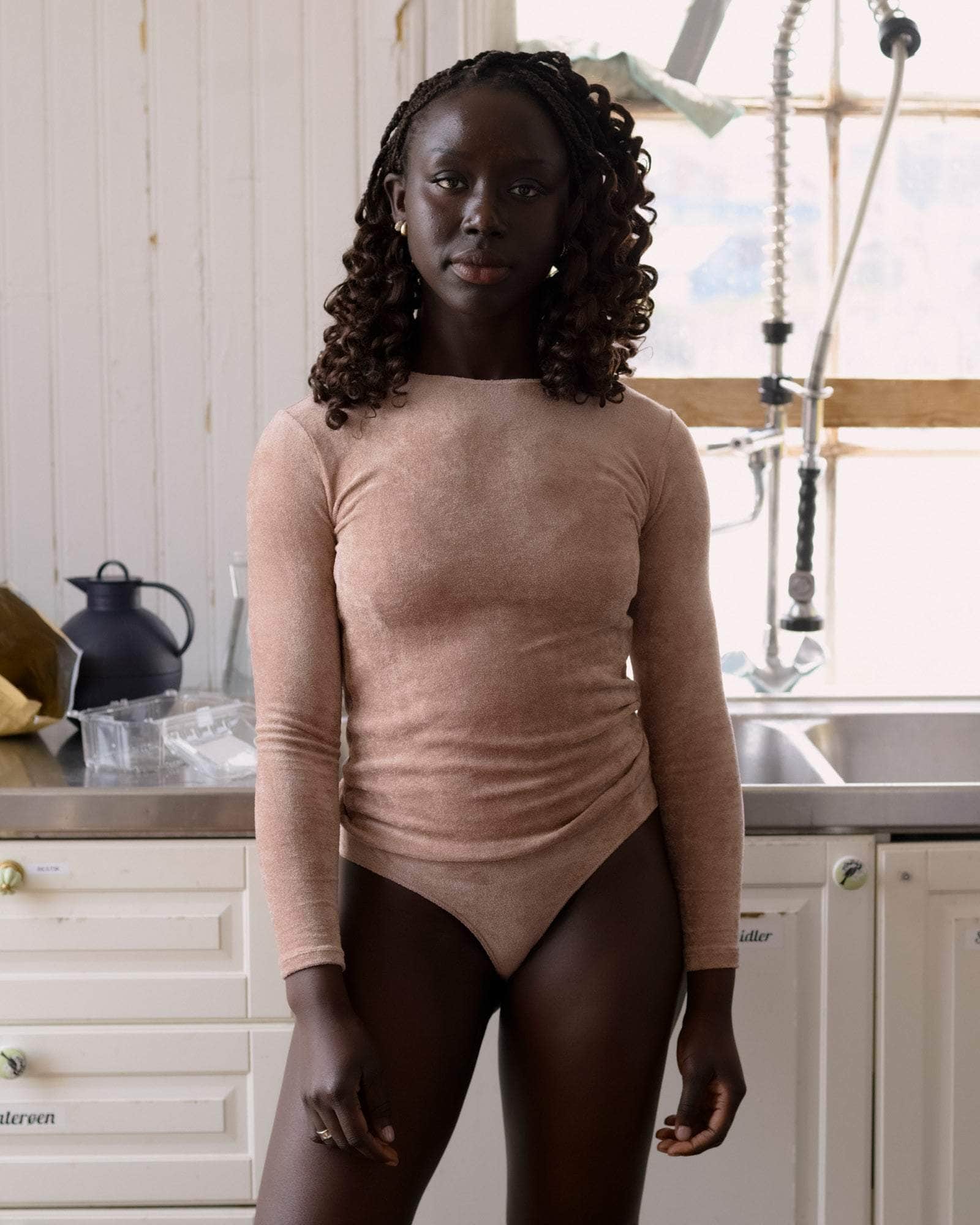 BASERANGE KNITTED OMO LONG SLEEVE TEE