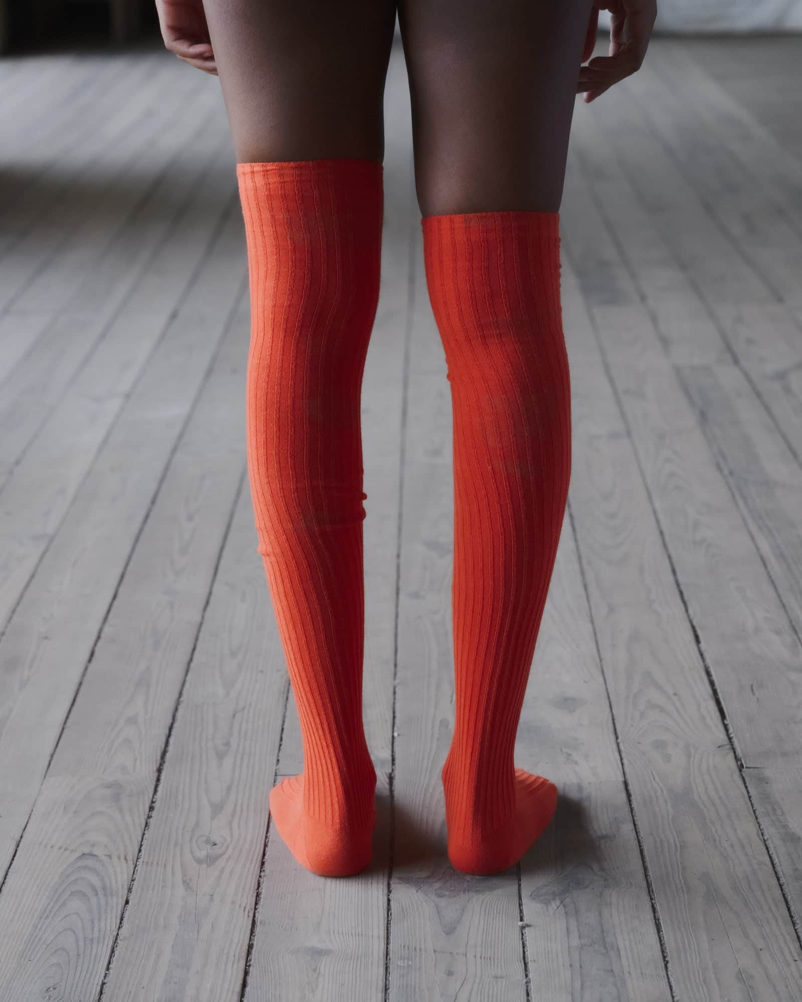 BASERANGE KNITTED OVERKNEE SOCKS