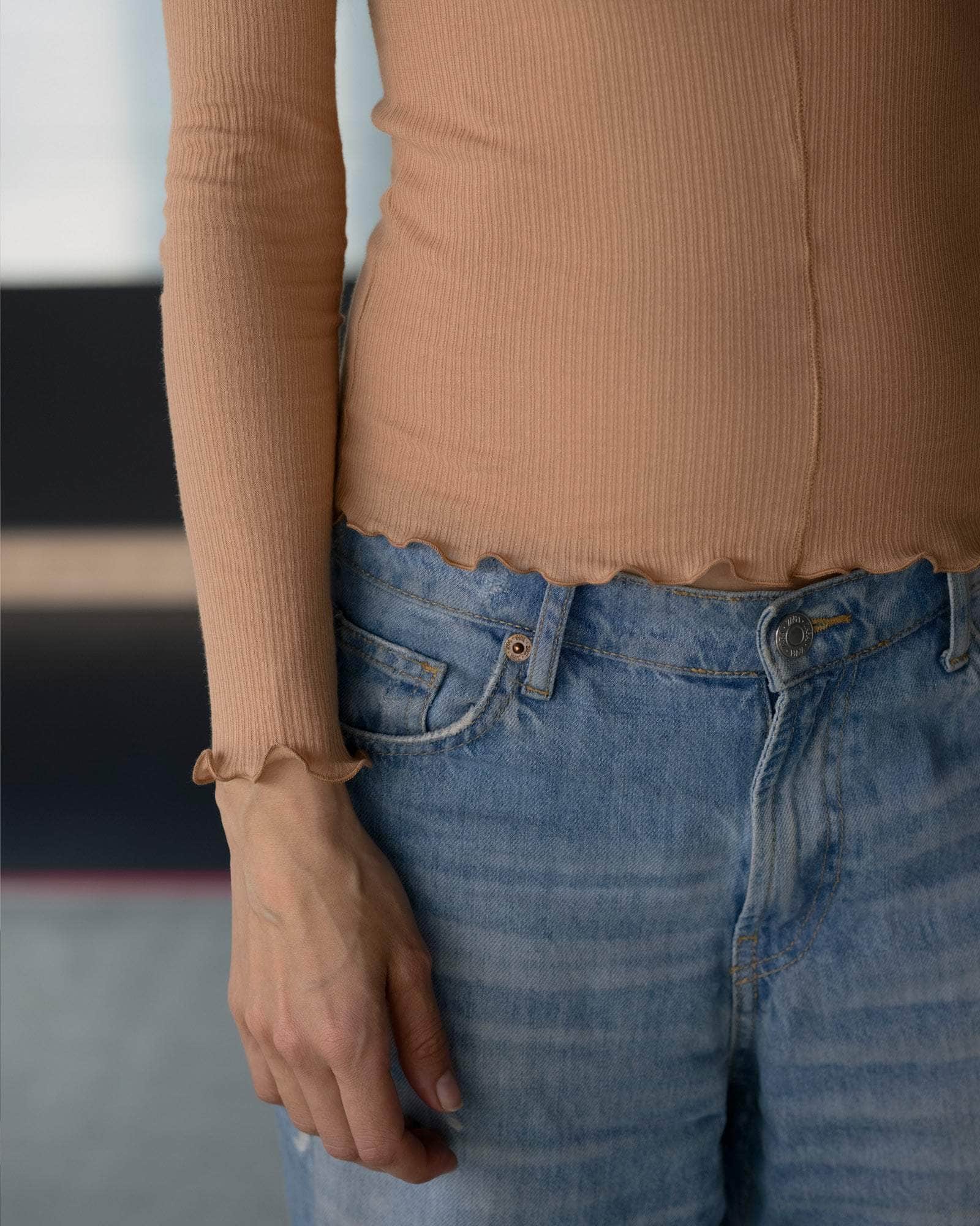 BASERANGE KNITTED PAMA LONG SLEEVE TEE