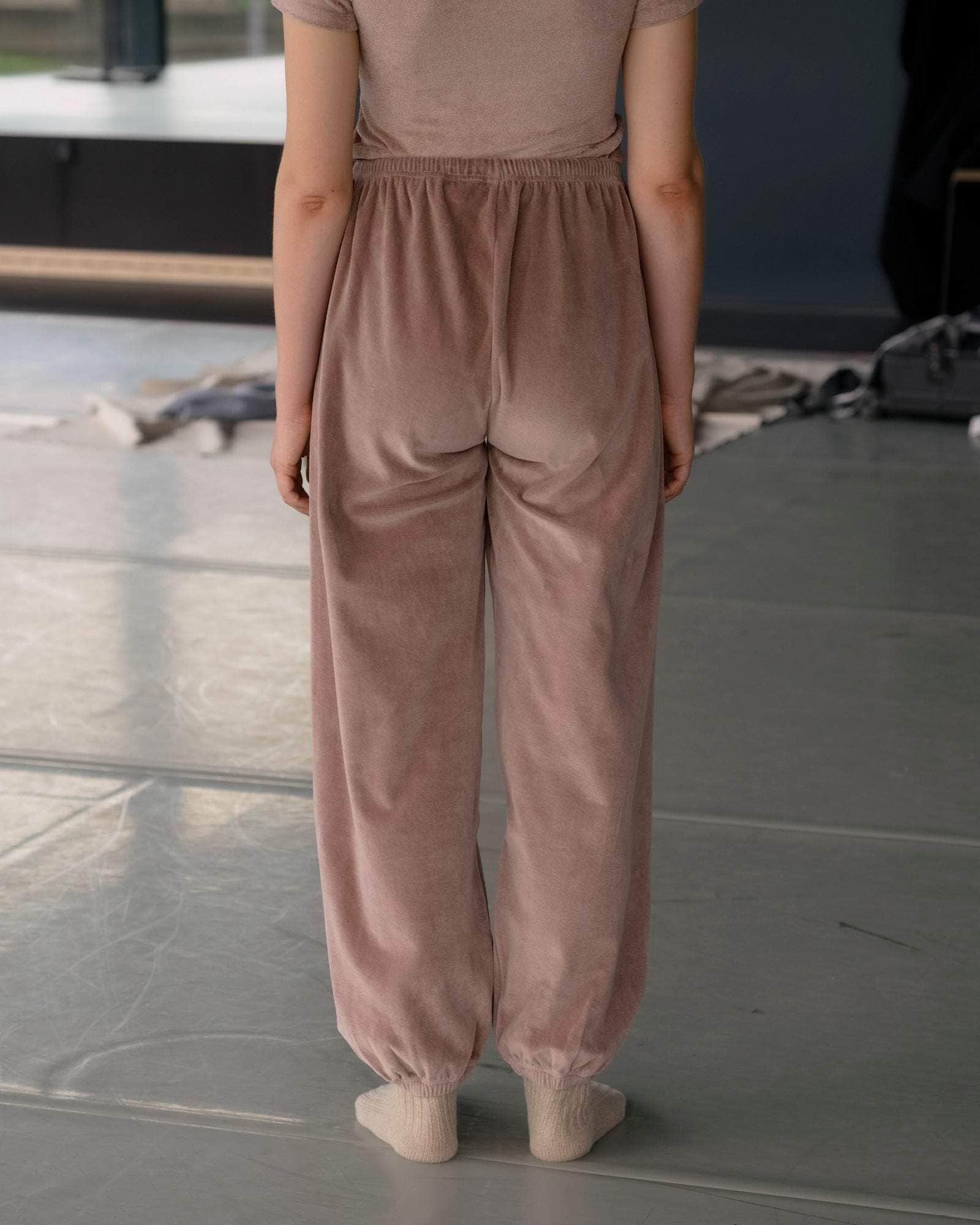 BASERANGE KNITTED PILLOW SWEATPANTS