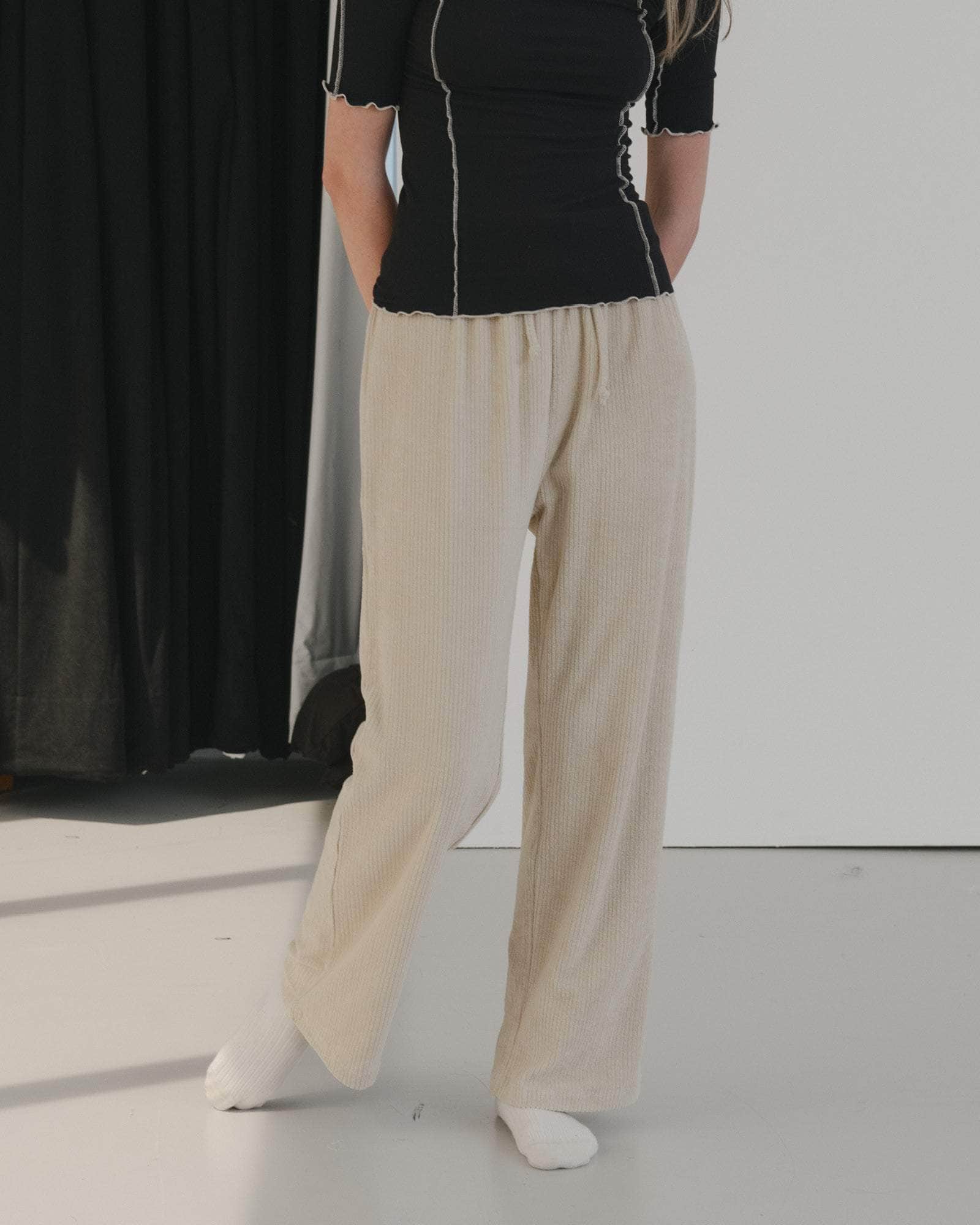BASERANGE KNITTED POSE PANTS