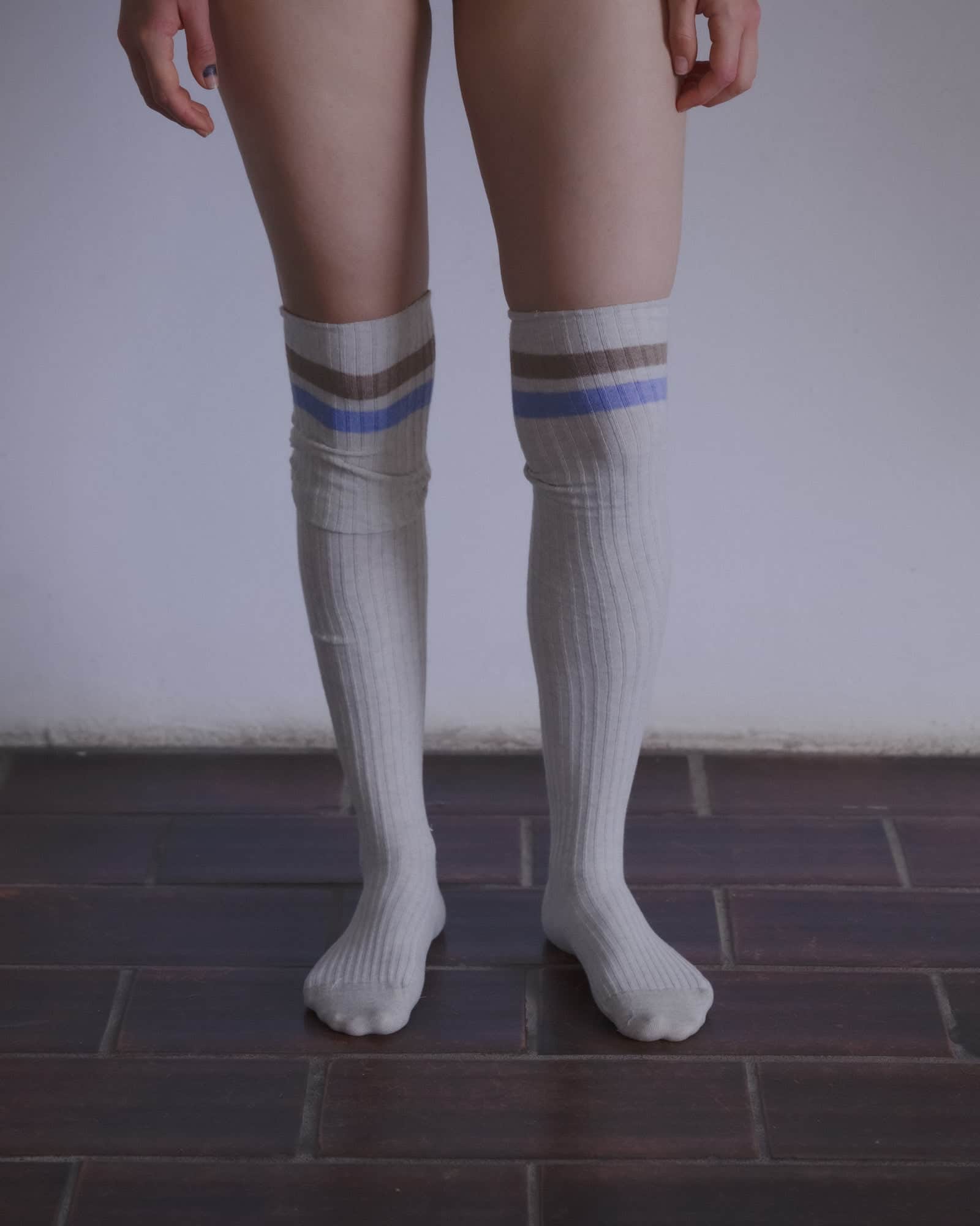 BASERANGE KNITTED RACE OVERKNEE SOCKS