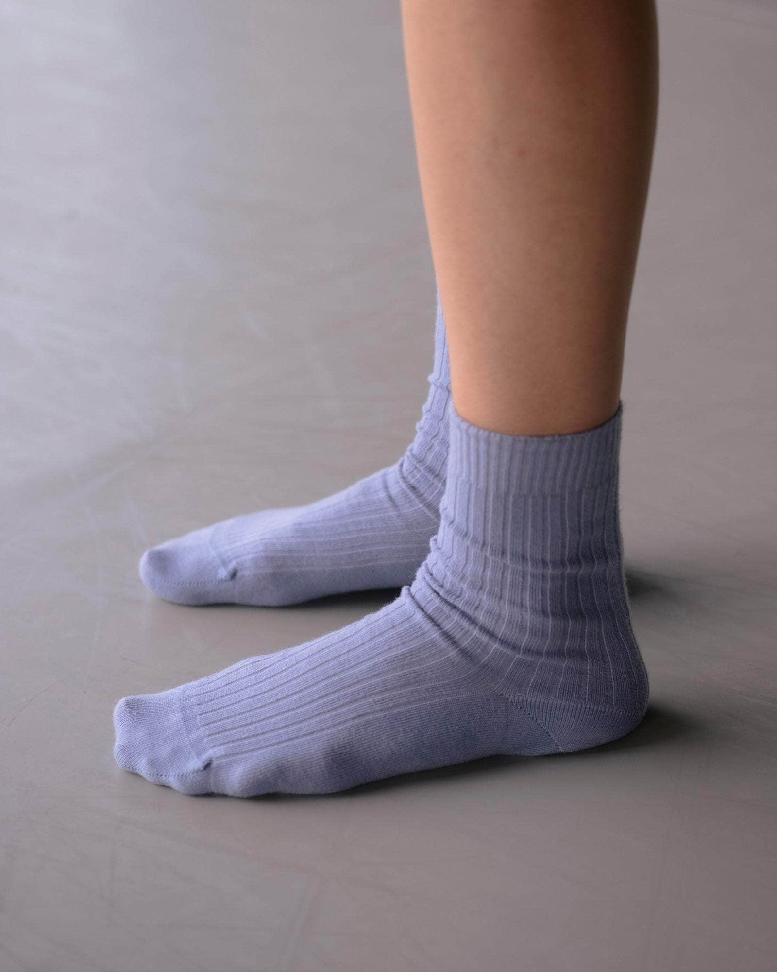 BASERANGE KNITTED RIB OVERANKLE SOCKS