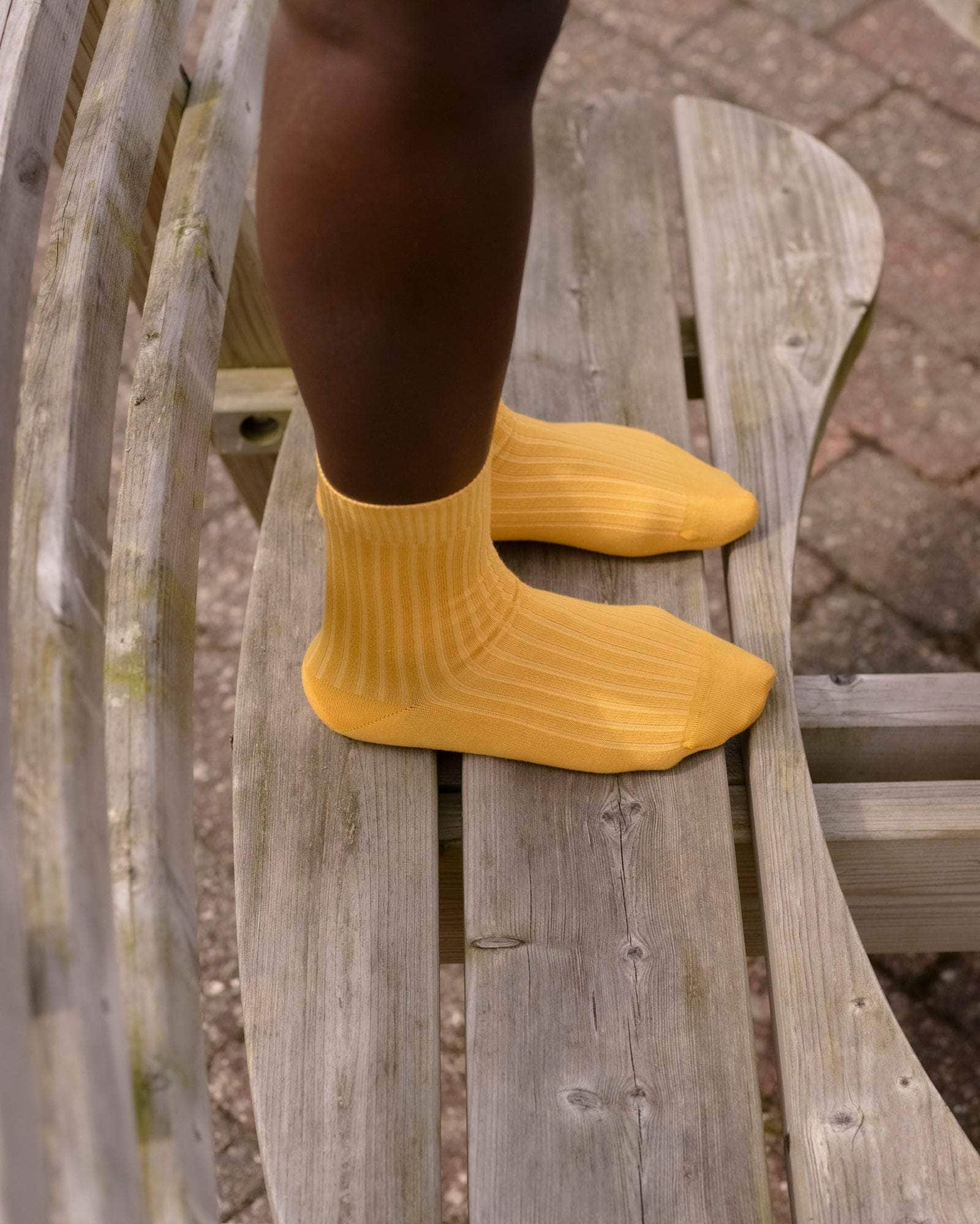 BASERANGE KNITTED RIB OVERANKLE SOCKS