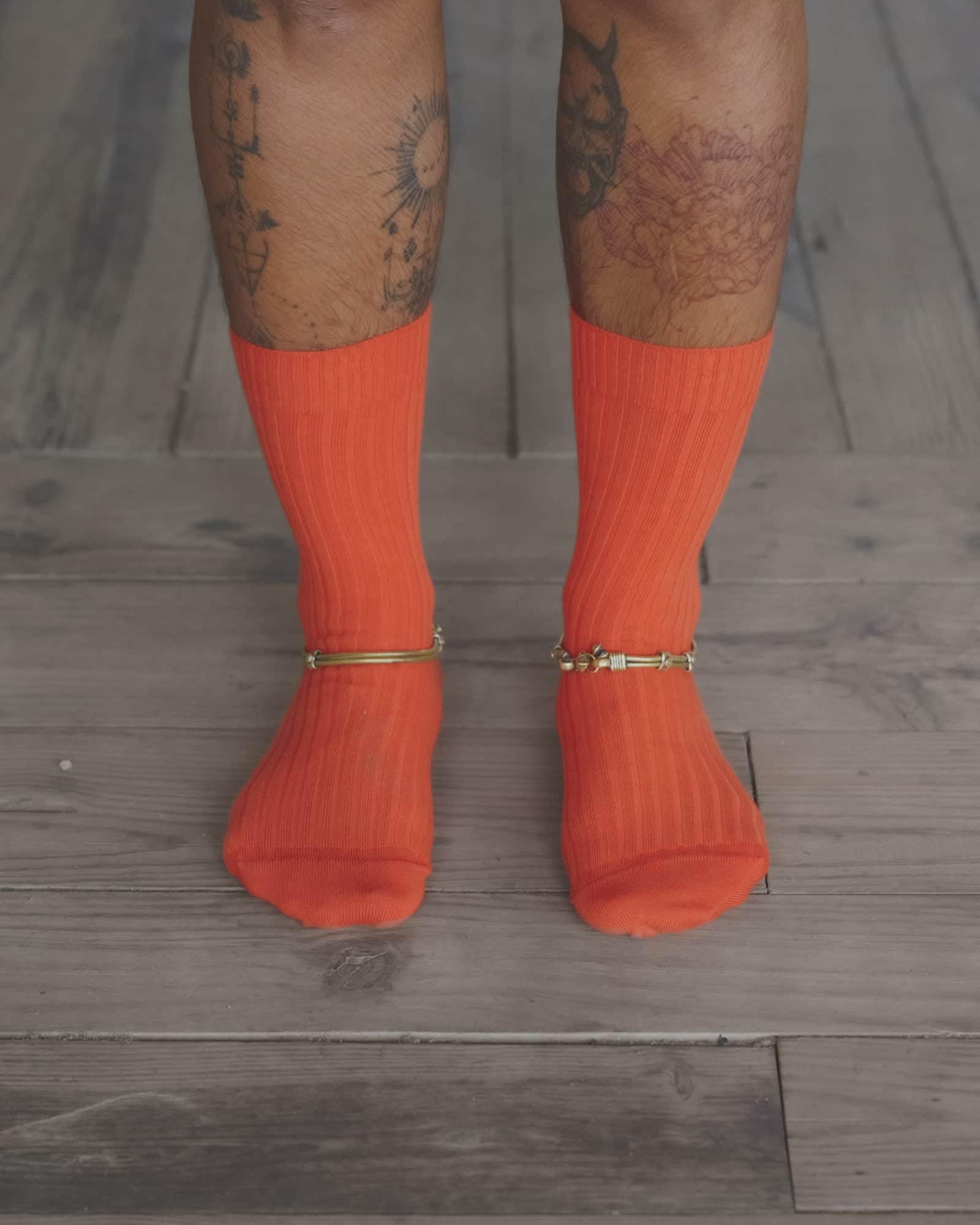 BASERANGE KNITTED RIB OVERANKLE SOCKS