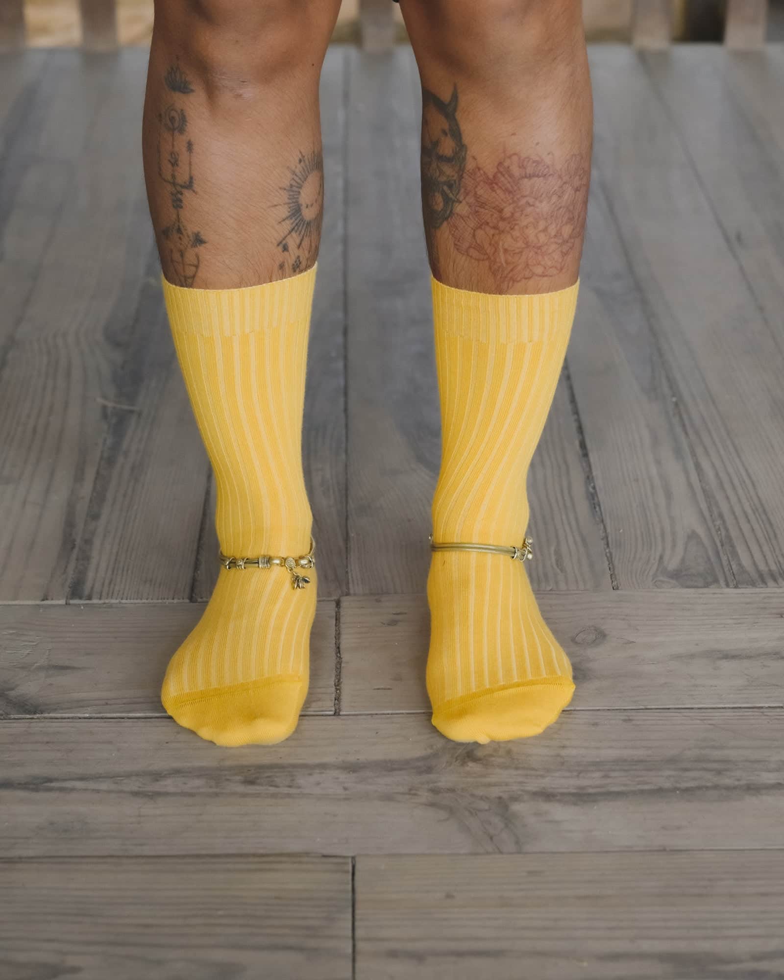 BASERANGE KNITTED RIB OVERANKLE SOCKS