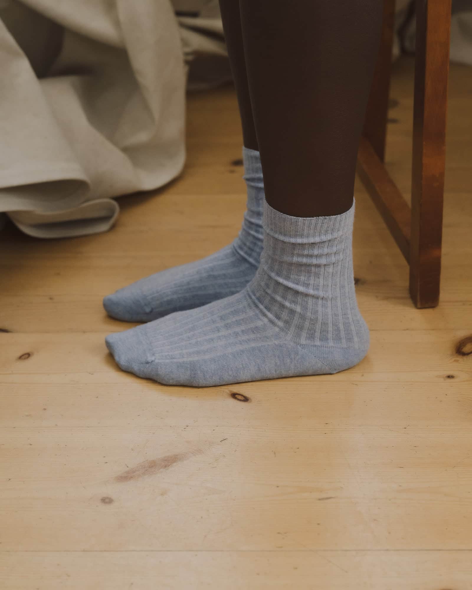 BASERANGE KNITTED RIB OVERANKLE SOCKS