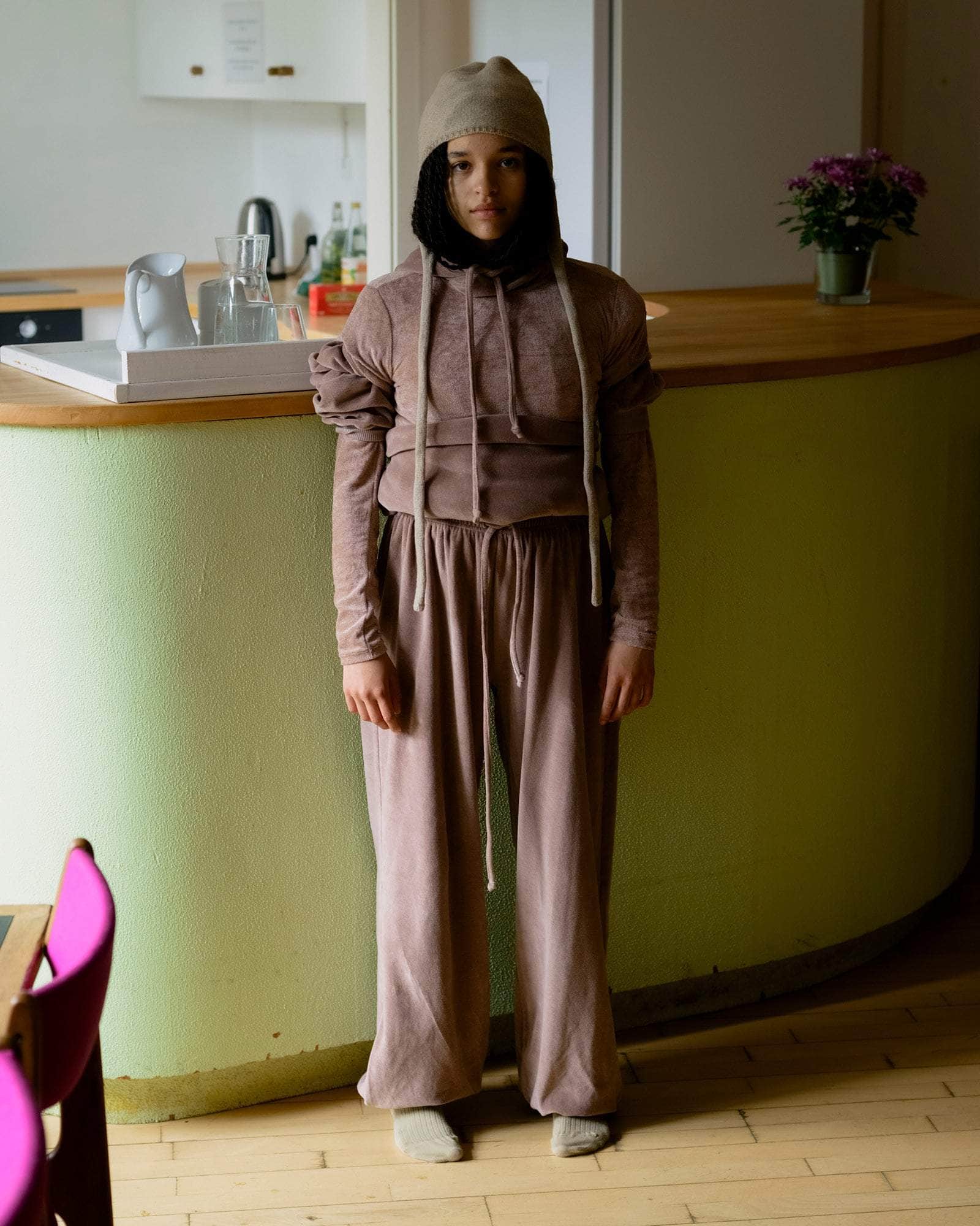 BASERANGE KNITTED RIM RAGLAN HOODIE