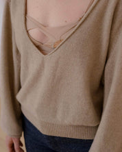 BASERANGE KNITTED SOAR V NECK