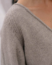 BASERANGE KNITTED SOAR V NECK