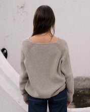 BASERANGE KNITTED SOAR V NECK