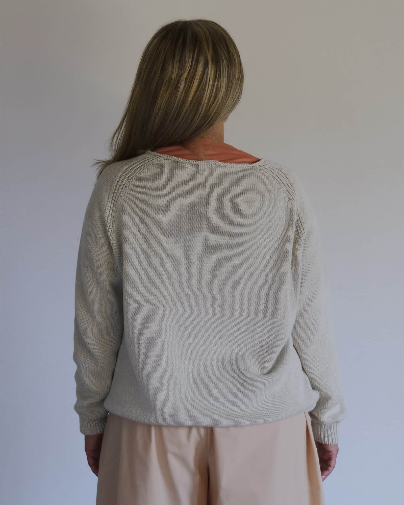 BASERANGE KNITTED SOAR V NECK