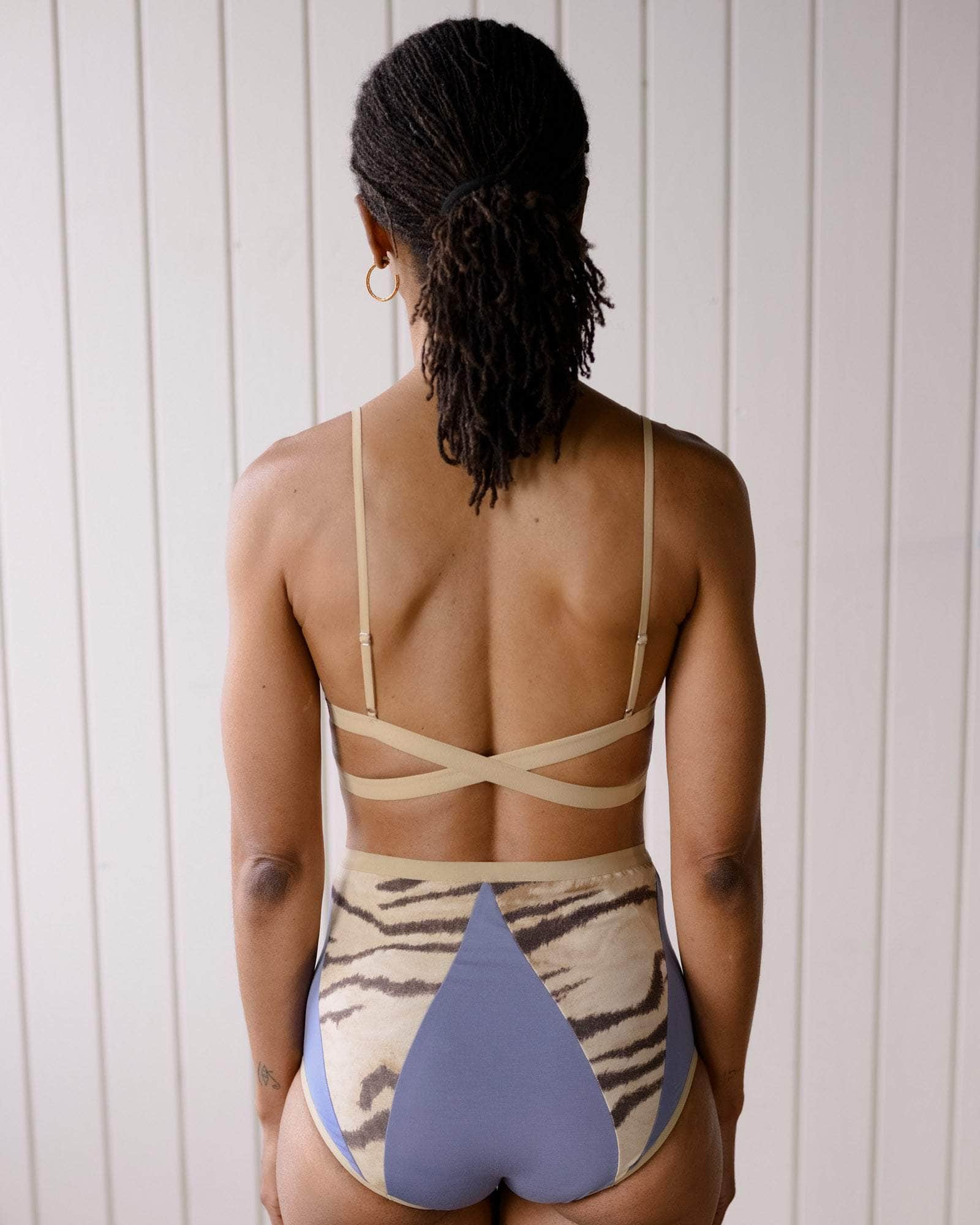 BASERANGE KNITTED STAY BRA