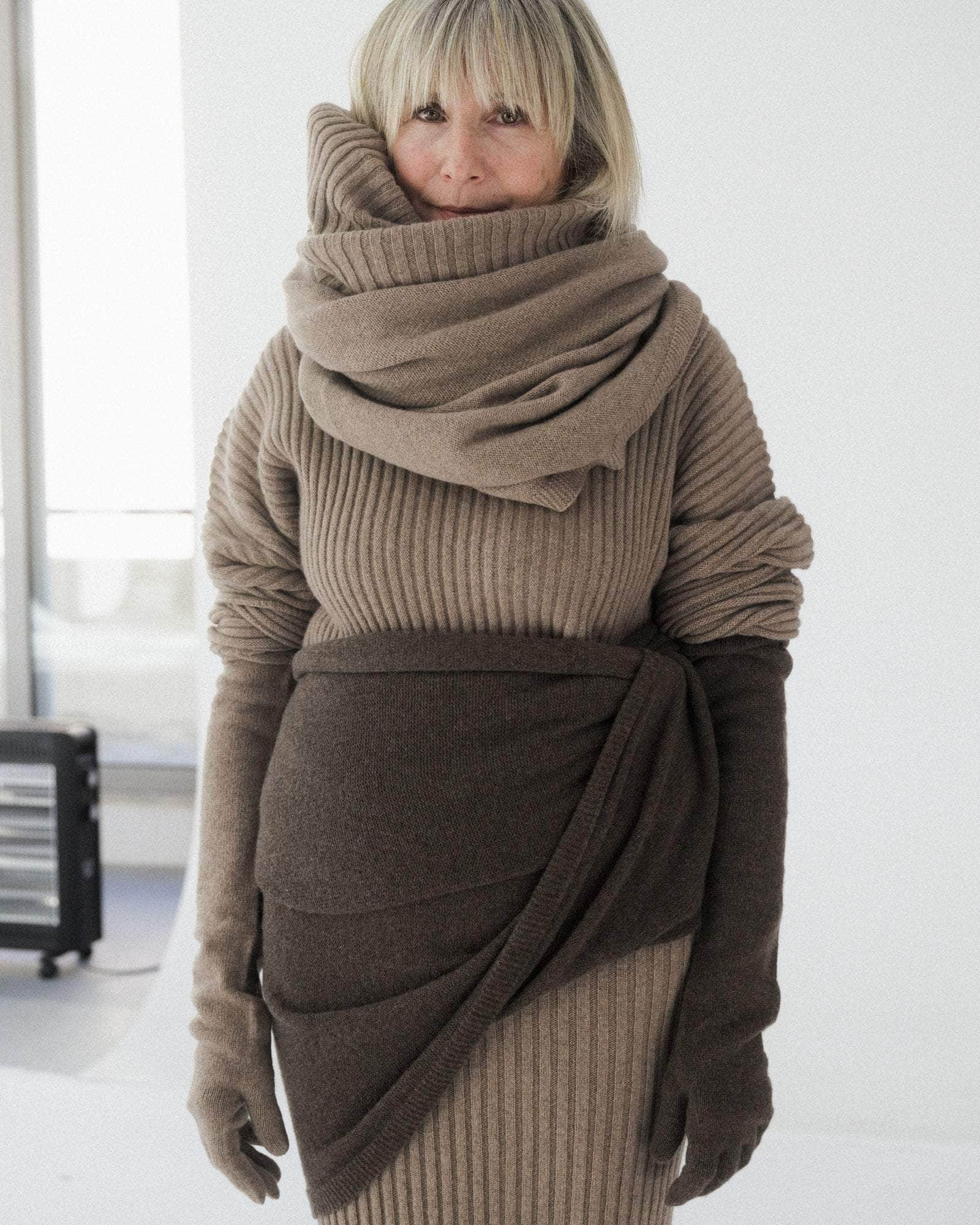 BASERANGE KNITTED STOPPA BROWN / ONE SIZE KAI SCRAF ROLL