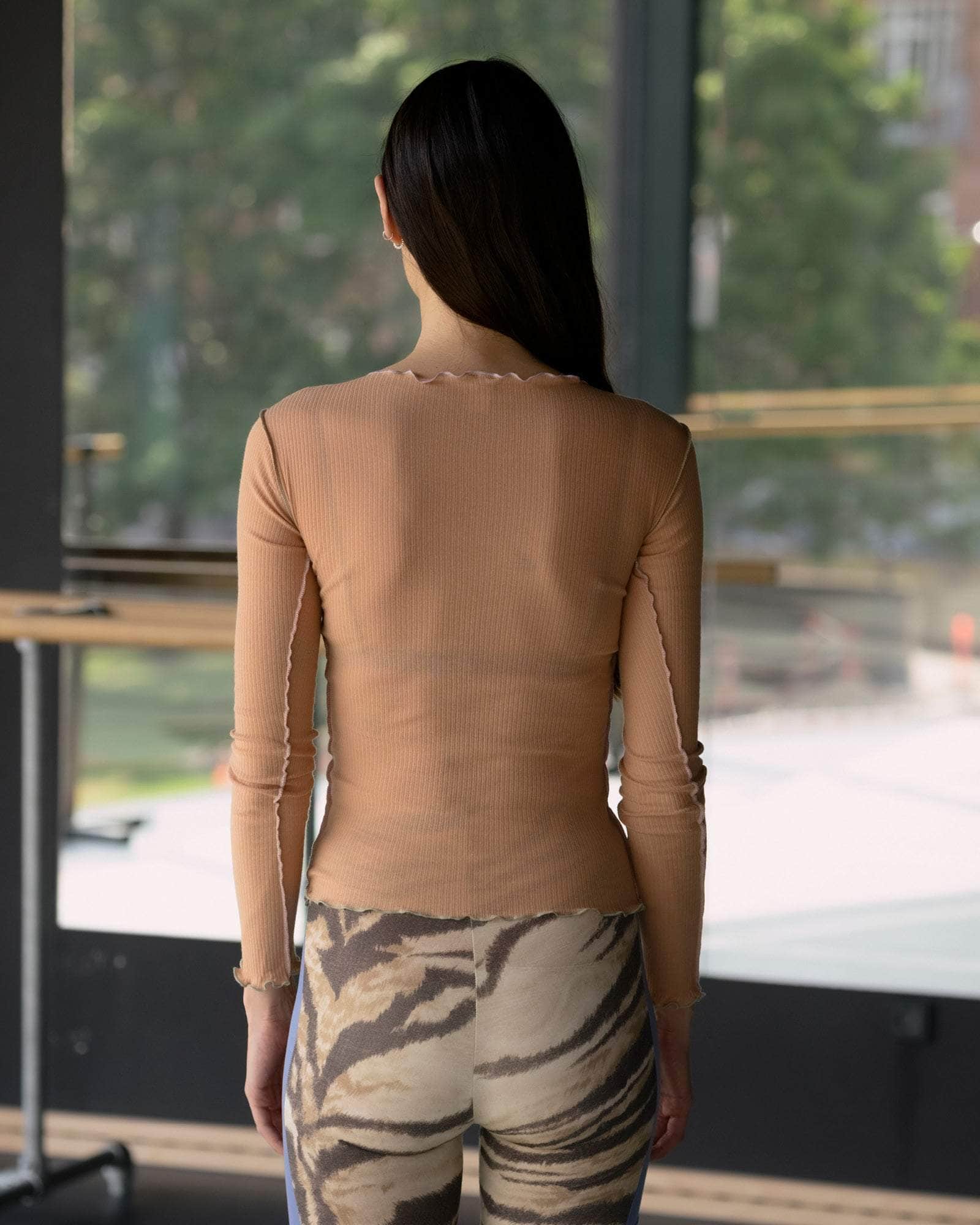 BASERANGE KNITTED VEIN LONG SLEEVE TEE