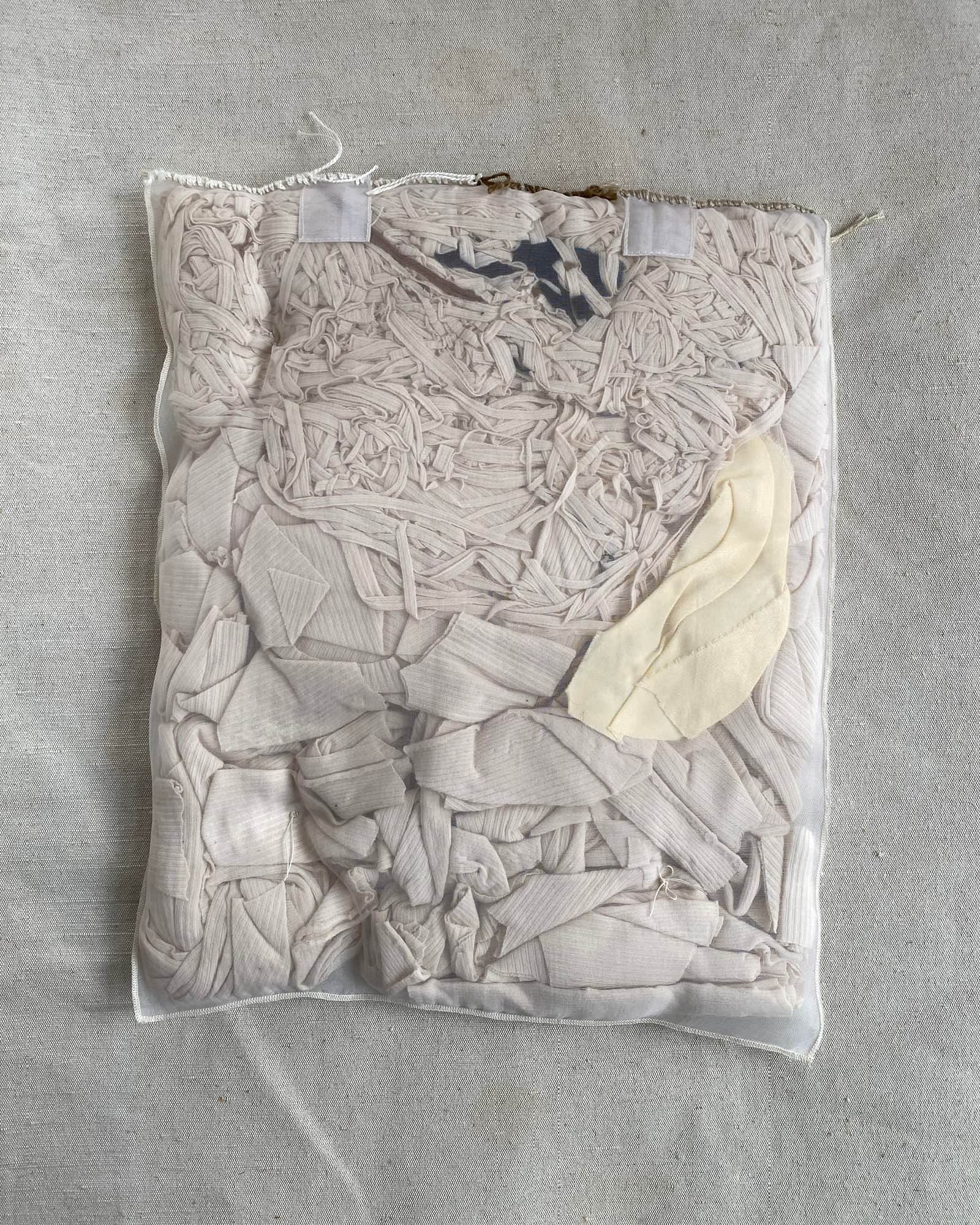 BASERANGE Living MULTICOLOR 1 / One Size Repair - Leftover Pillow