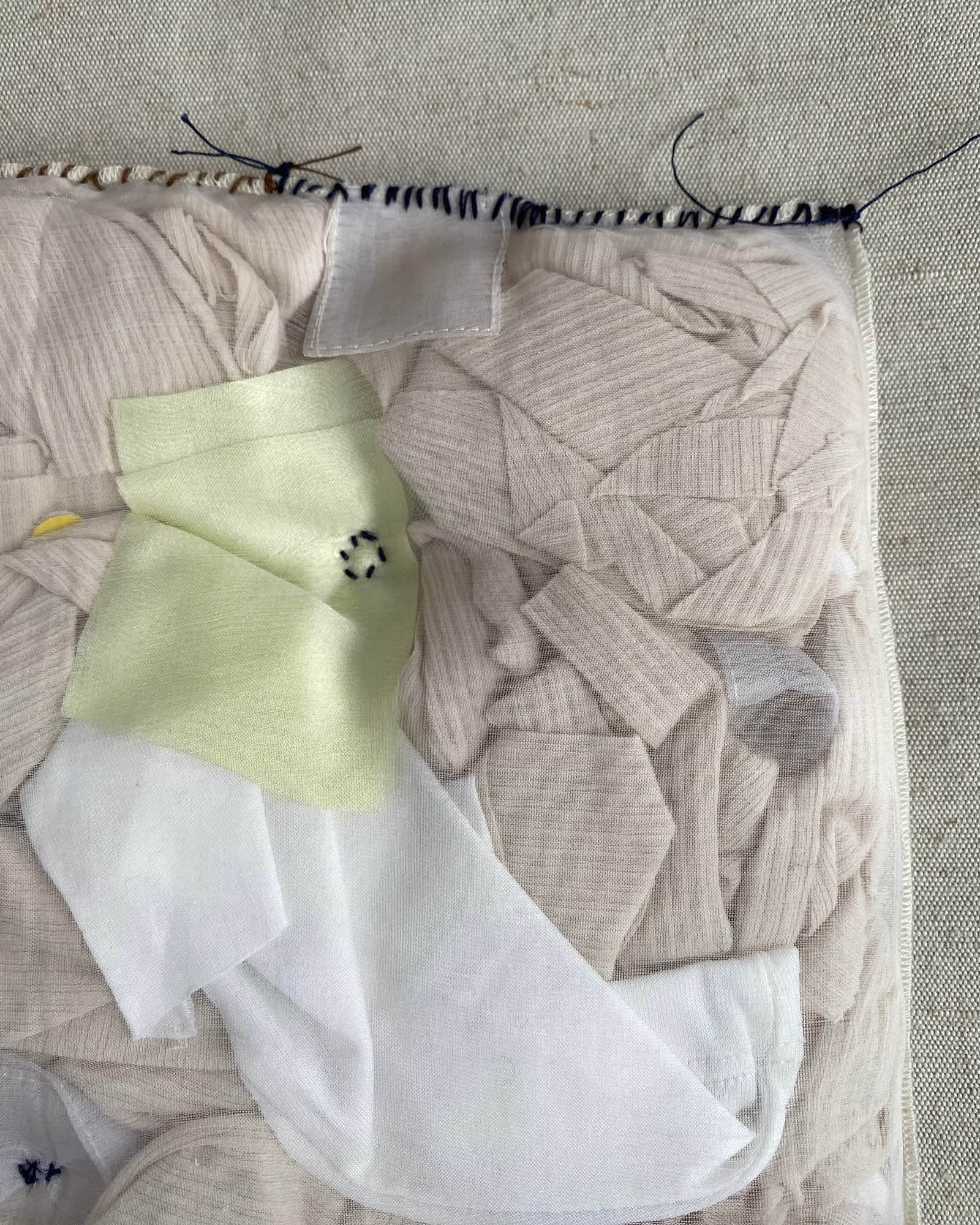 BASERANGE Living MULTICOLOR 3 / One Size Repair - Leftover Pillow