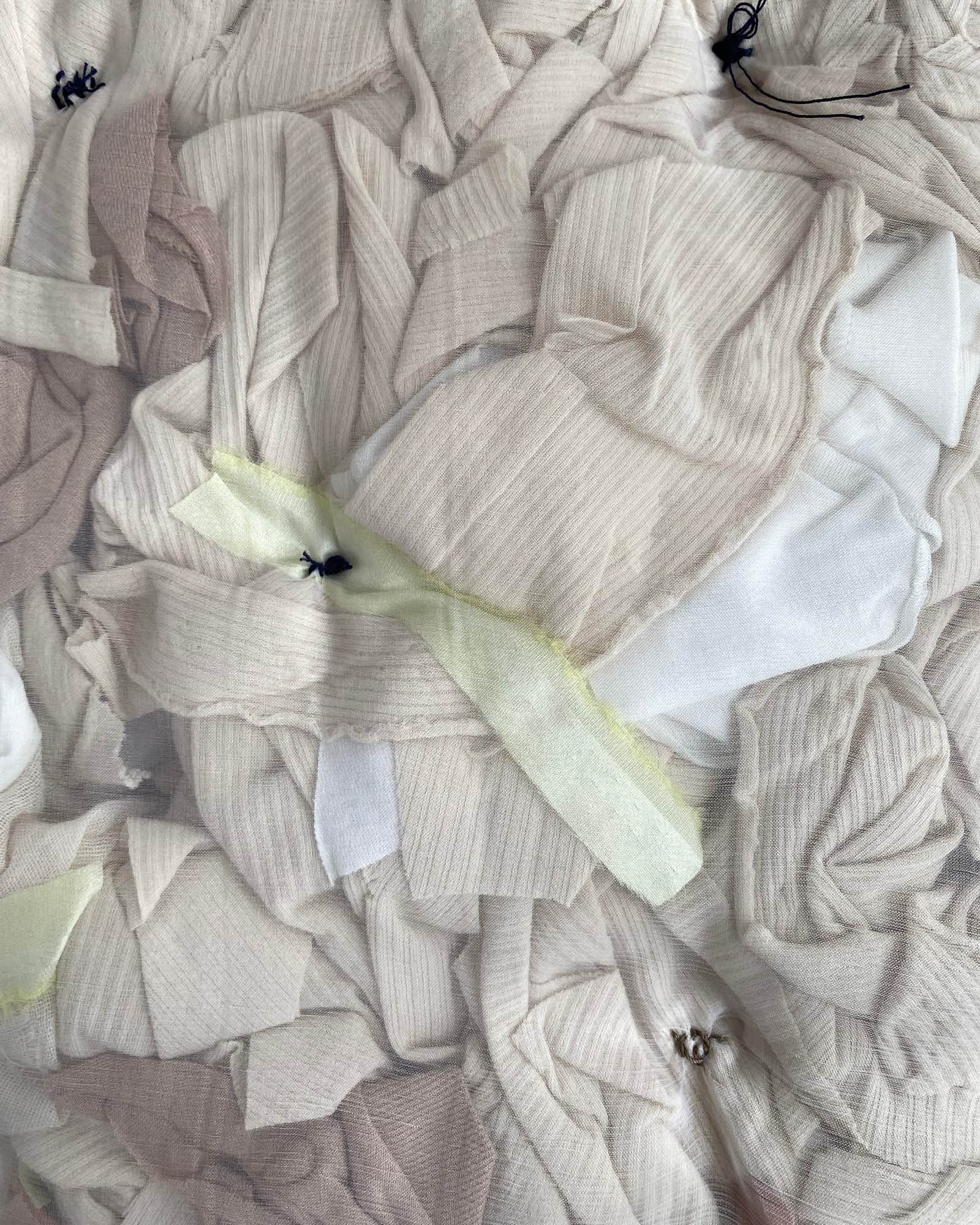 BASERANGE Living MULTICOLOR 3 / One Size Repair - Leftover Pillow