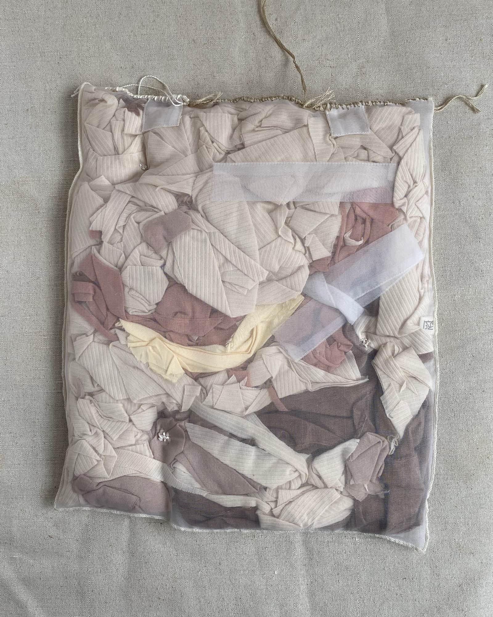 BASERANGE Living MULTICOLOR 4 / 35x28cm Repair - Leftover Pillow